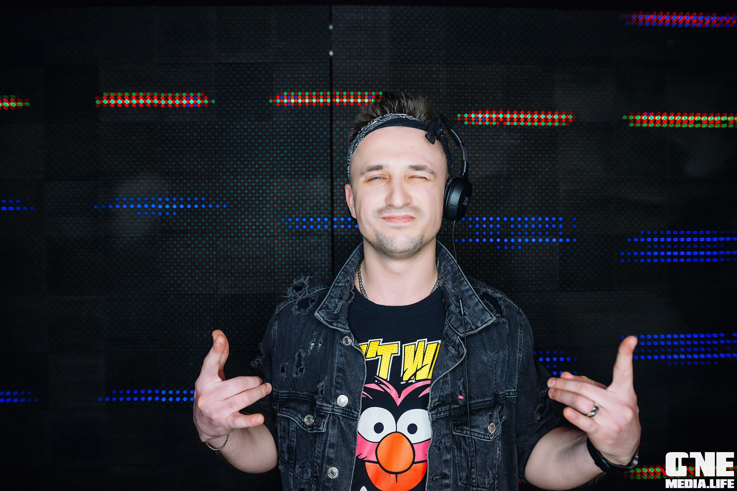 Суббота в развлекательном комплексе Планета. One Media Life: фоторепортажи, фотоотчеты с мероприятий и заведений