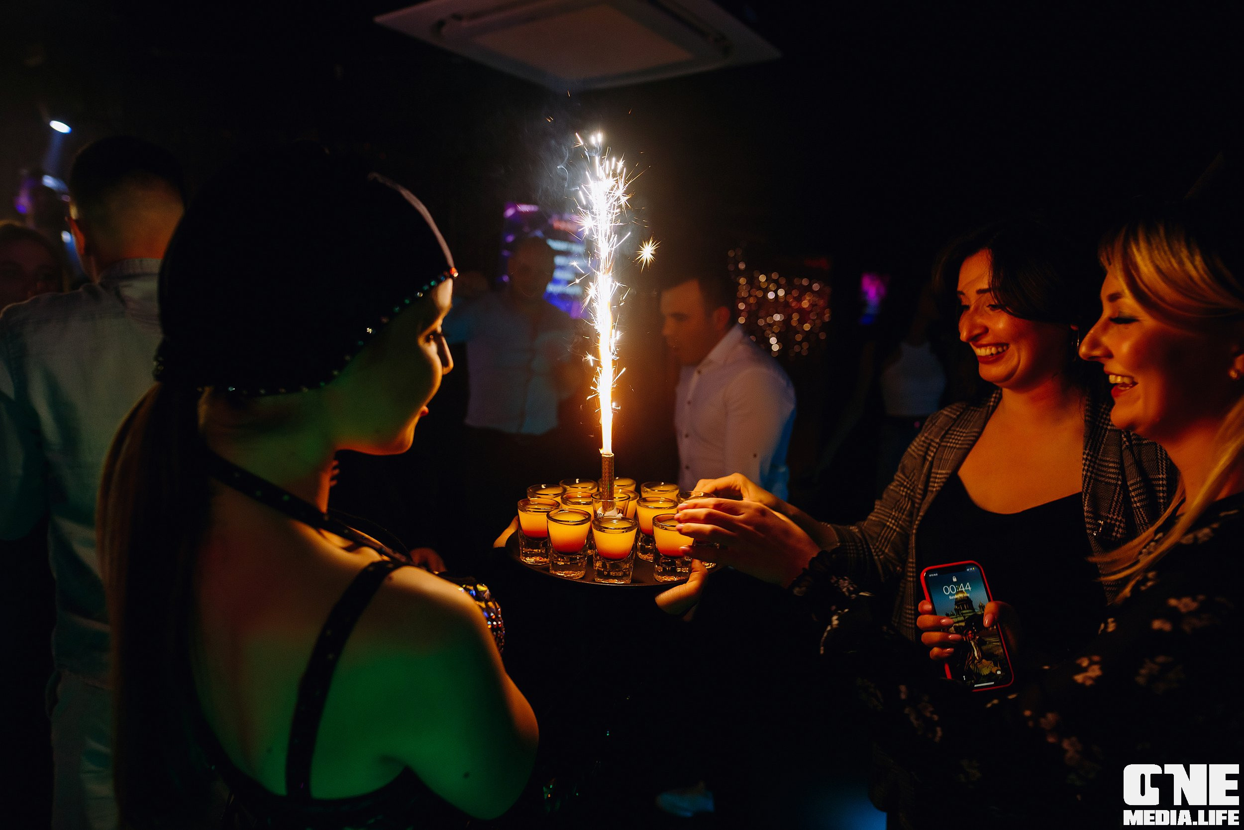 Фотоотчет из караоке клуба Эйфория. One Media Life: фоторепортажи, фотоотчеты с мероприятий и заведений