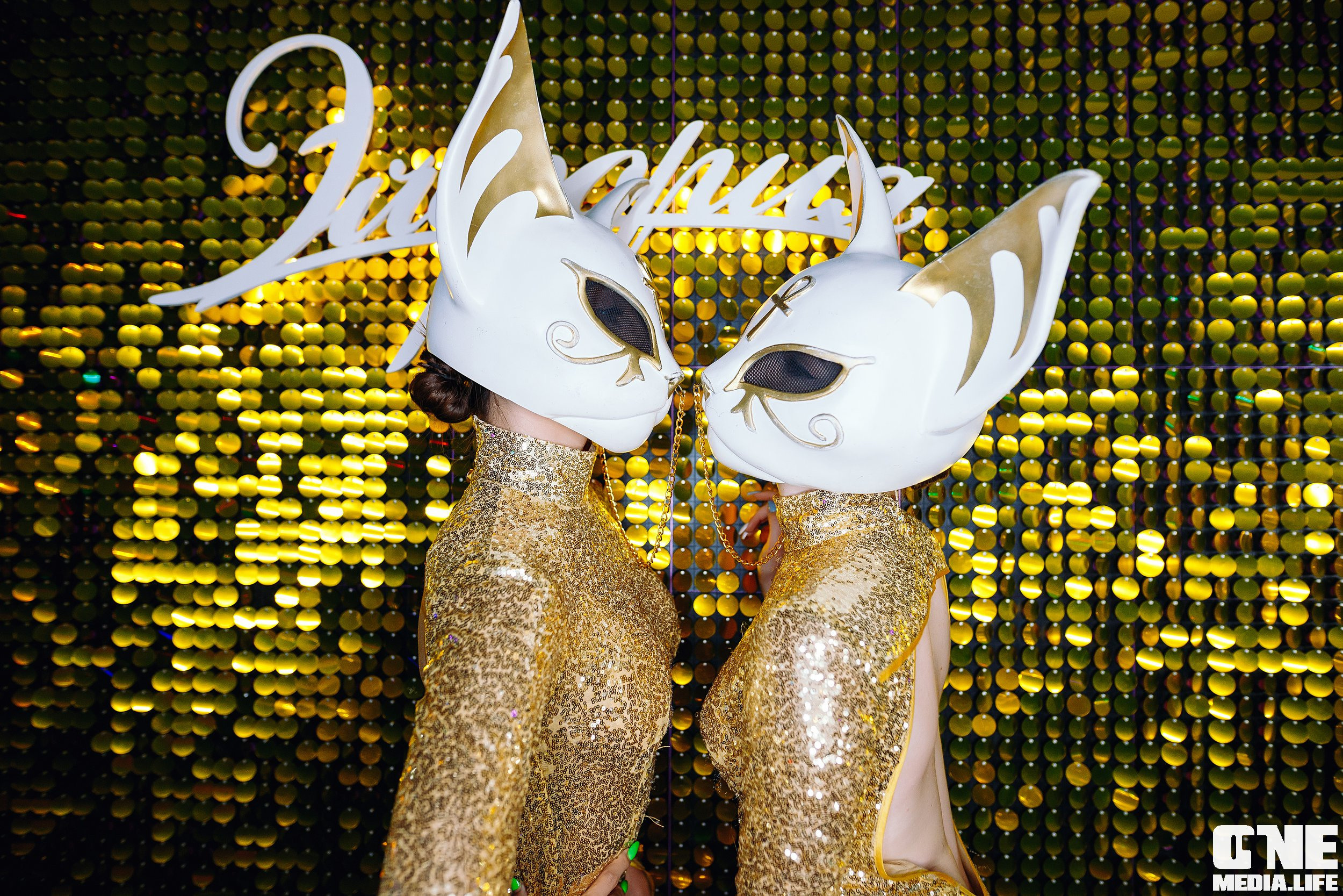 Фотоотчет из Freak Show Mystic в караоке клубе Эйфория. One Media Life: фоторепортажи, фотоотчеты с мероприятий и заведений