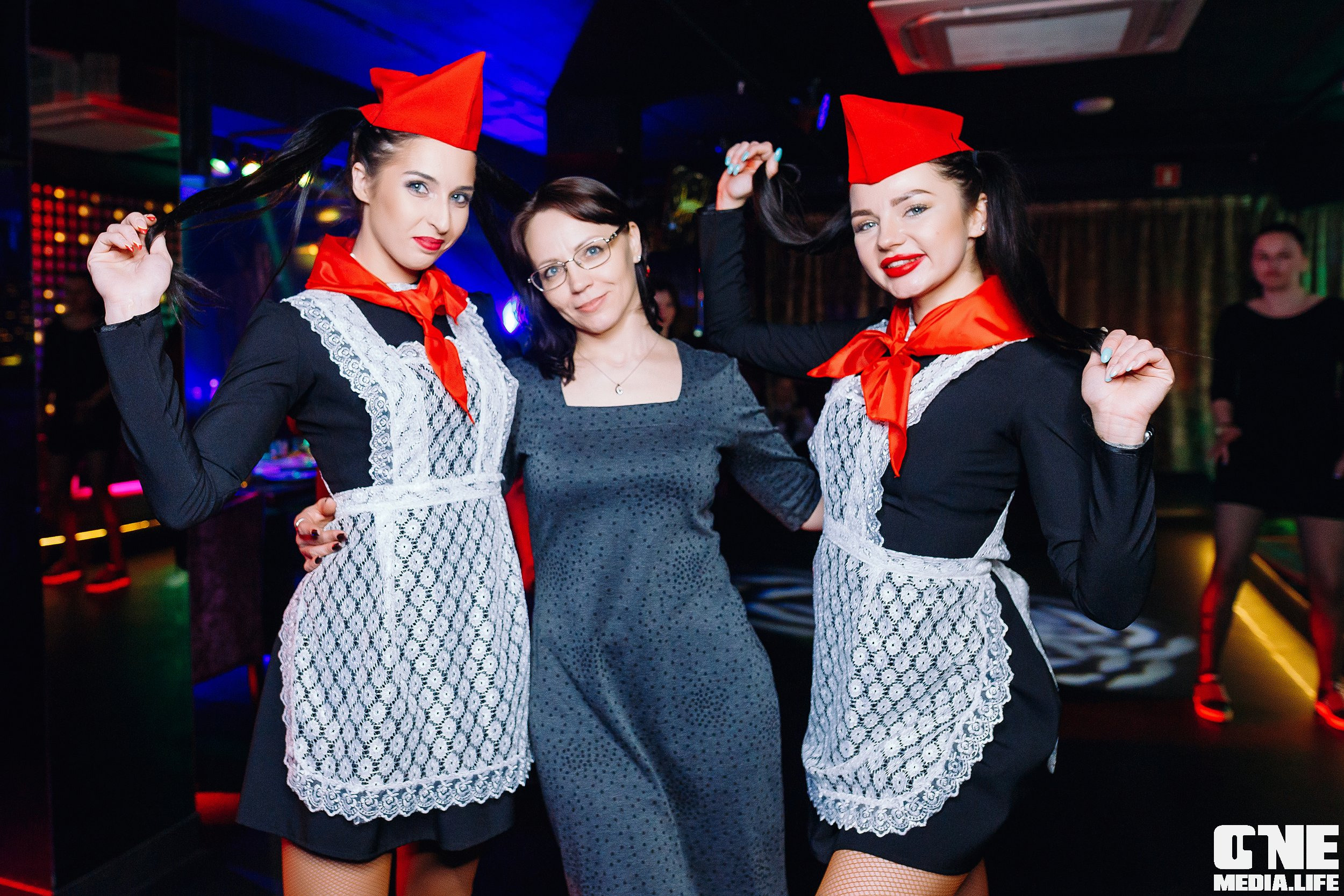 Мир, Клуб, Май в караоке Эйфория. One Media Life: фоторепортажи, фотоотчеты с мероприятий и заведений