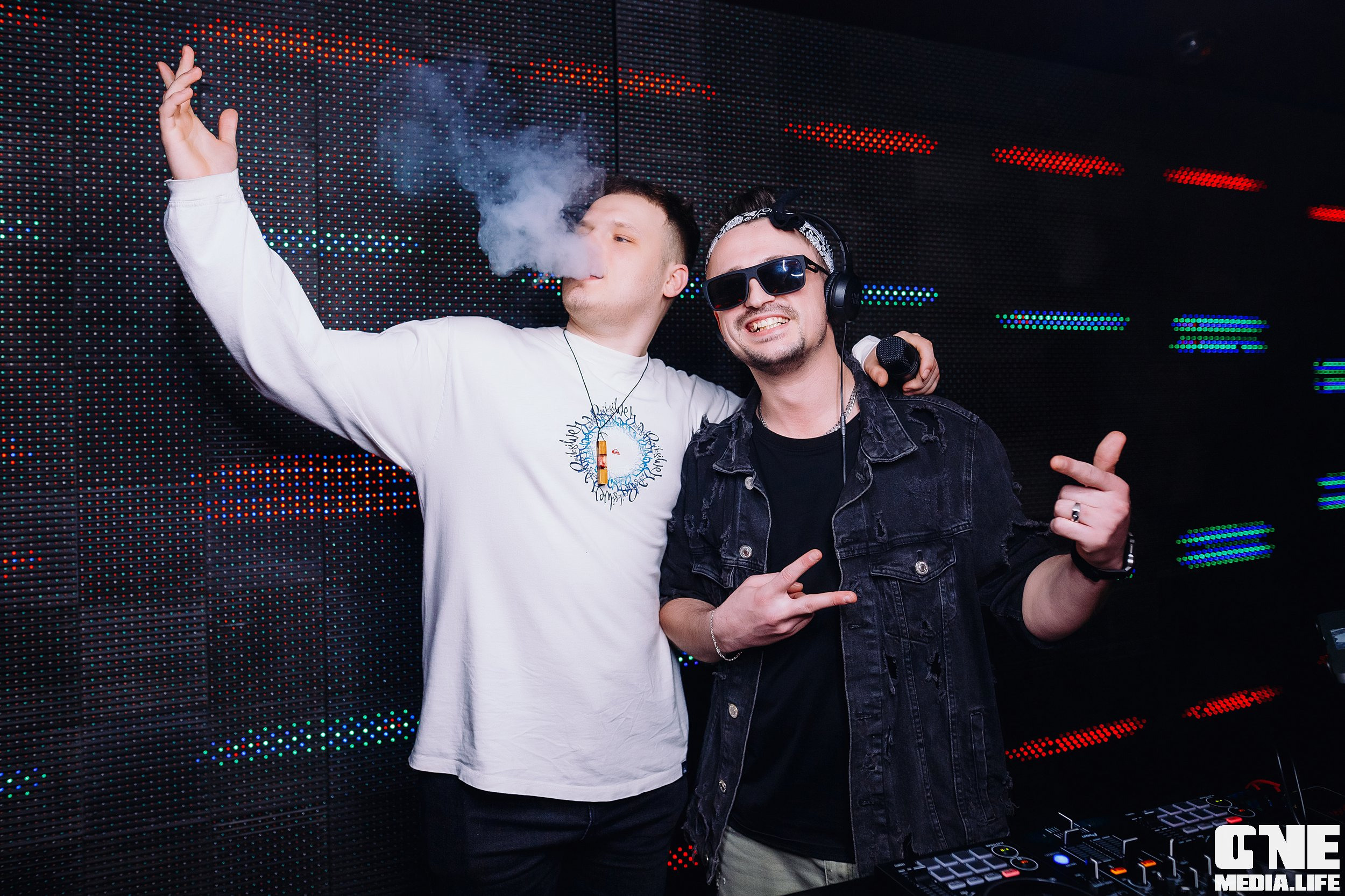 Фотоотчет из ночного клуба Планета. One Media Life: фоторепортажи, фотоотчеты с мероприятий и заведений