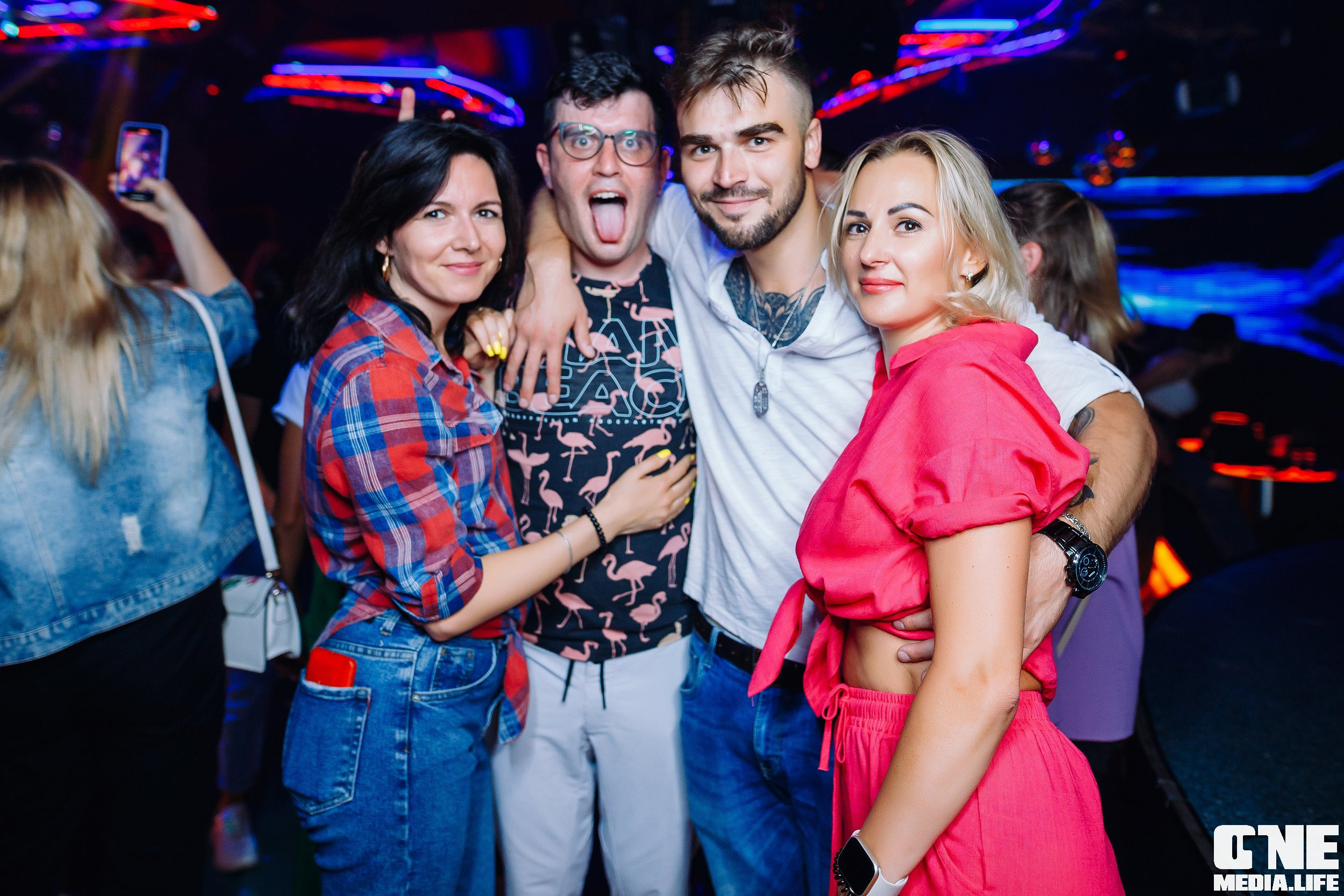 Фоторепортаж из ночного клуба Планета. One Media Life: фоторепортажи, фотоотчеты с мероприятий и заведений