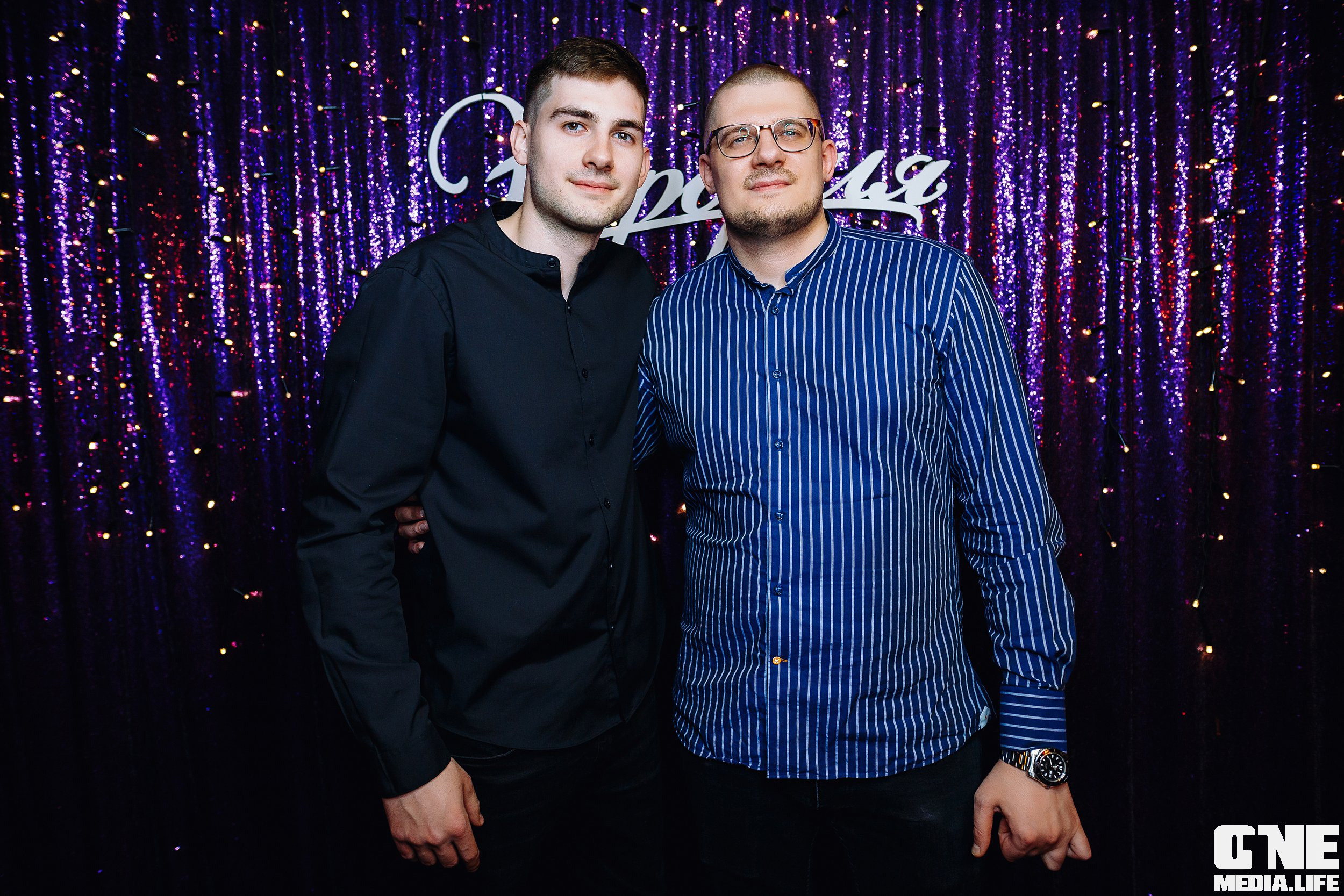 Фотоотчет из Freak Show Mystic в караоке клубе Эйфория. One Media Life: фоторепортажи, фотоотчеты с мероприятий и заведений