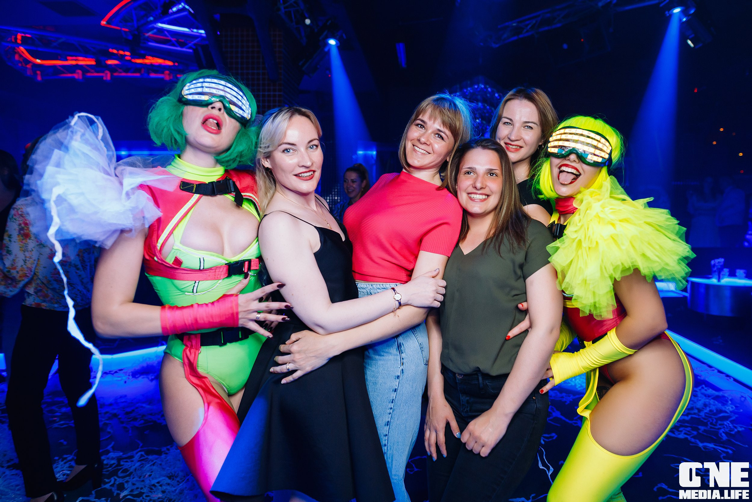 Фоторепортаж из ночного клуба Планета. One Media Life: фоторепортажи, фотоотчеты с мероприятий и заведений