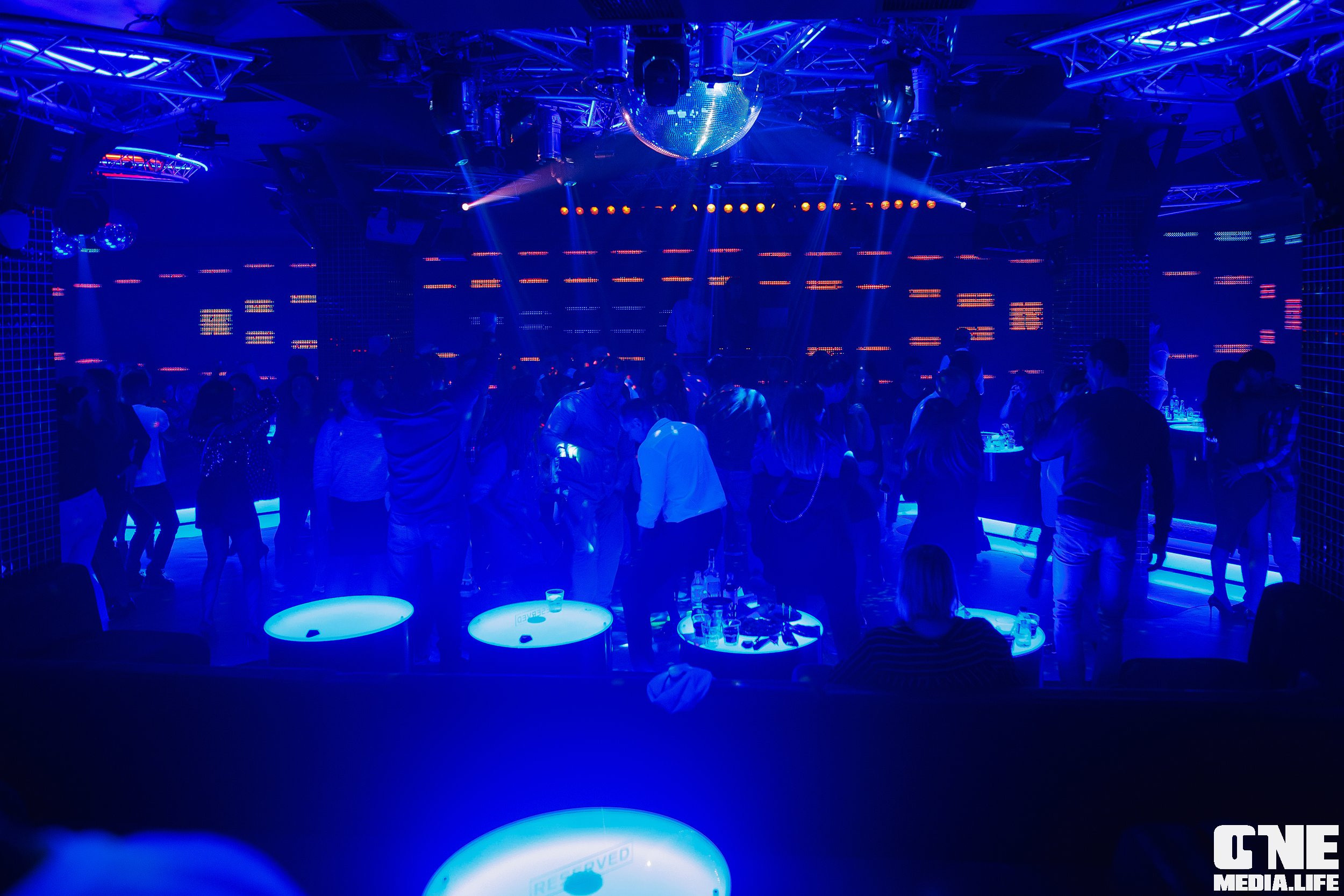 Суббота в развлекательном комплексе Планета. One Media Life: фоторепортажи, фотоотчеты с мероприятий и заведений