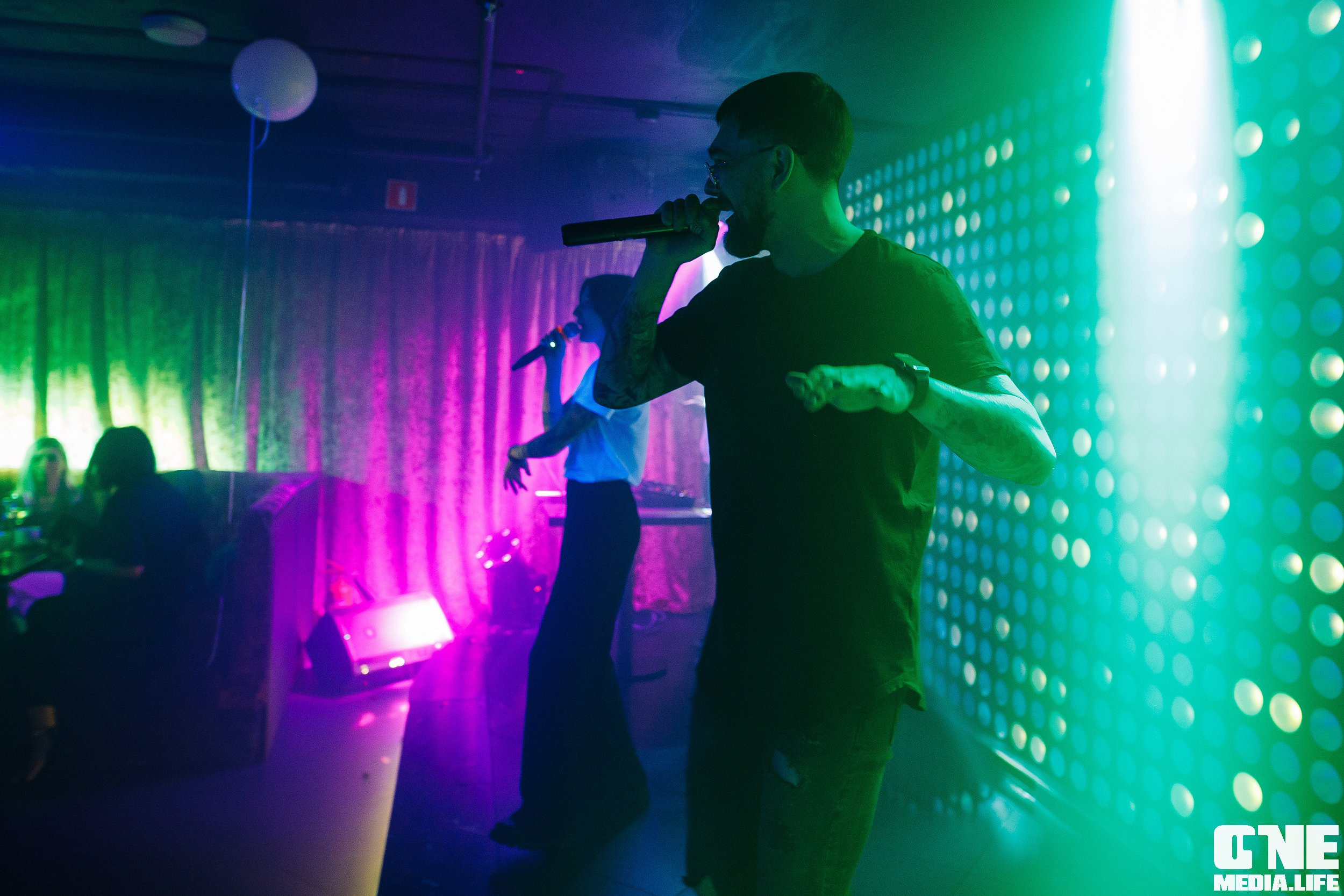 Фотоотчет из караоке-клуба «Эйфория». One Media Life: фоторепортажи, фотоотчеты с мероприятий и заведений