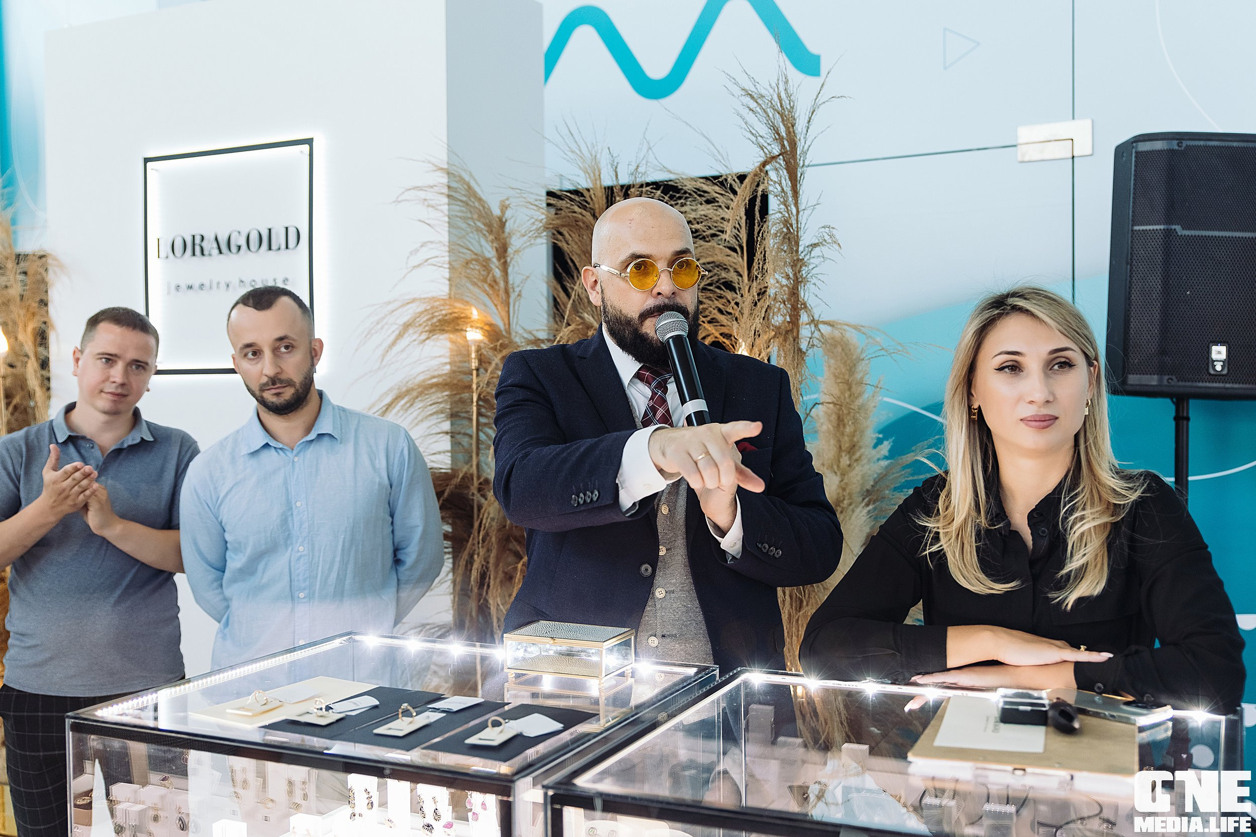 Фотоотчет с birthday party LoraGold jewelry в Балтии молл. One Media Life: фоторепортажи, фотоотчеты с мероприятий и заведений