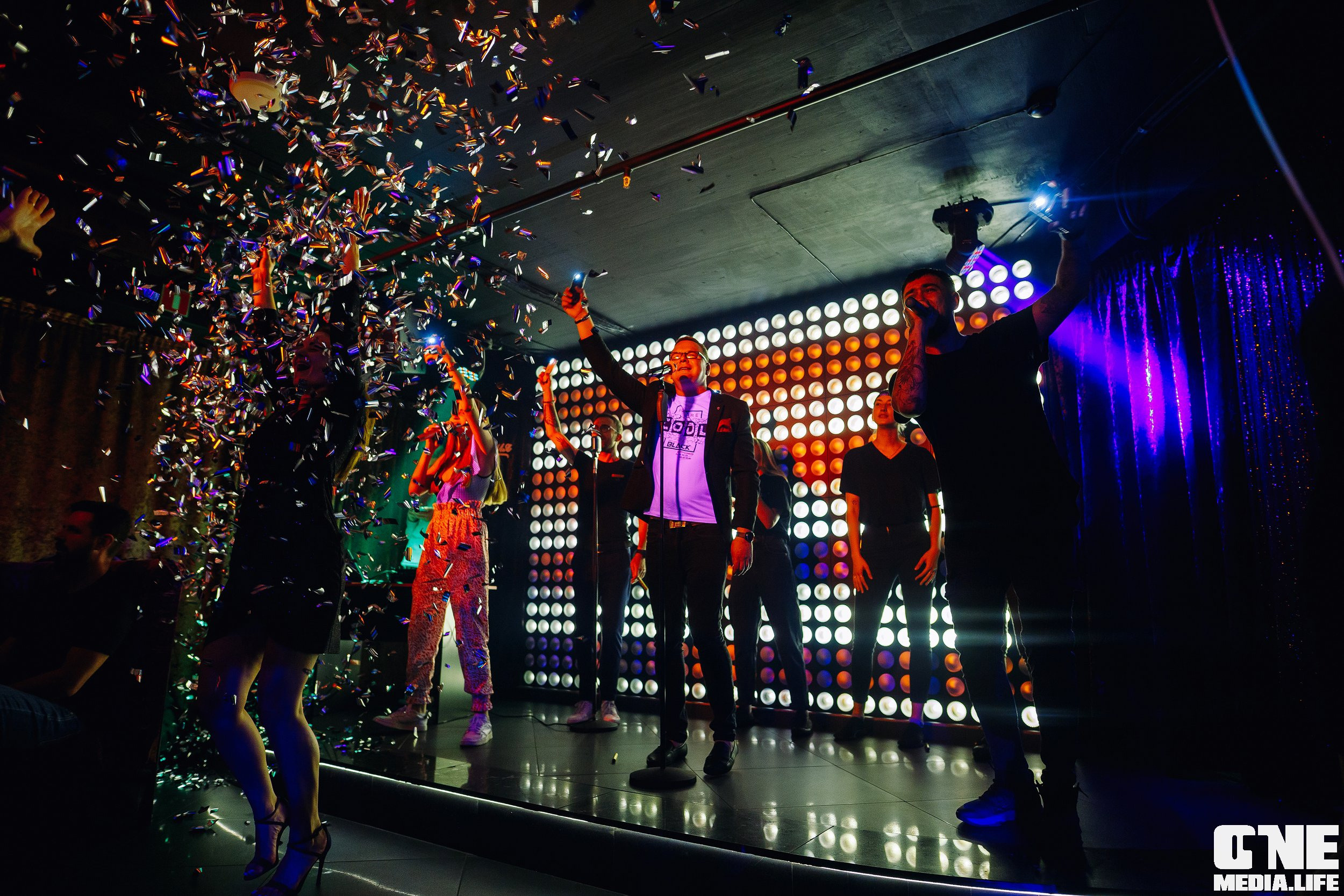 Фоторепортаж из караоке-клуба Эйфория. One Media Life: фоторепортажи, фотоотчеты с мероприятий и заведений