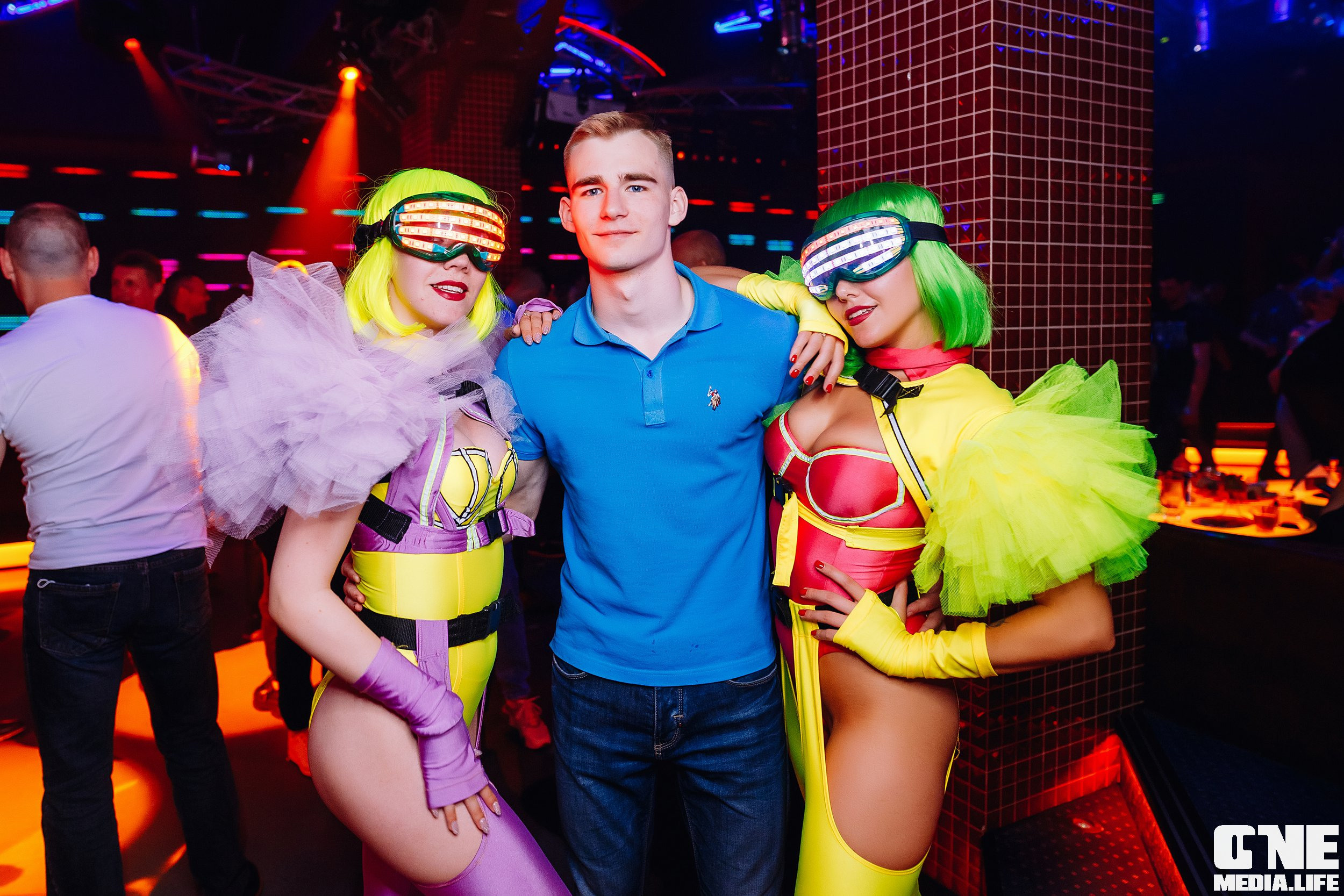 Фотоотчет из ночного клуба Планета. One Media Life: фоторепортажи, фотоотчеты с мероприятий и заведений