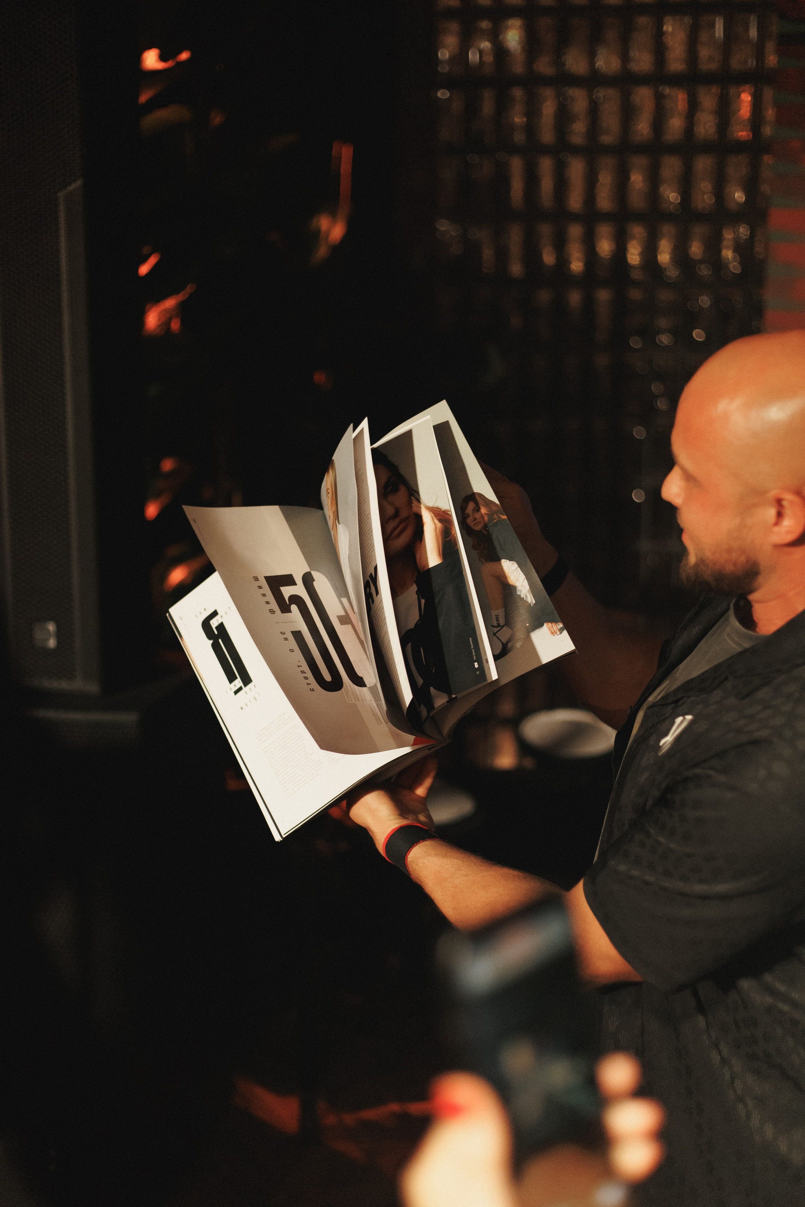 B.DAY PARTY ЖУРНАЛА •G. СВОИ. ФОТООТЧЕТЫ-СОБЫТИЯ-МЕСТА