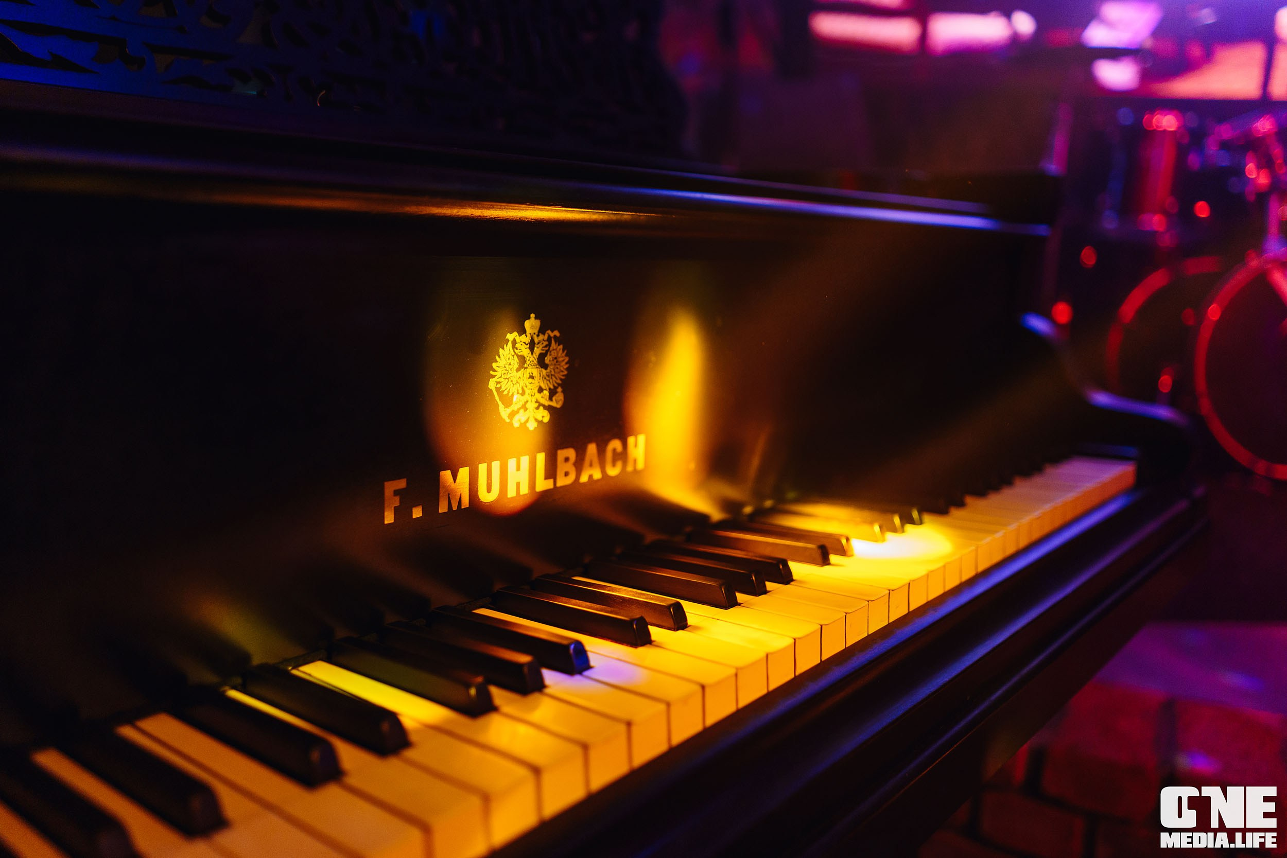 Фоторепортаж из караоке-клуба Белгравия. One Media Life: фоторепортажи, фотоотчеты с мероприятий и заведений