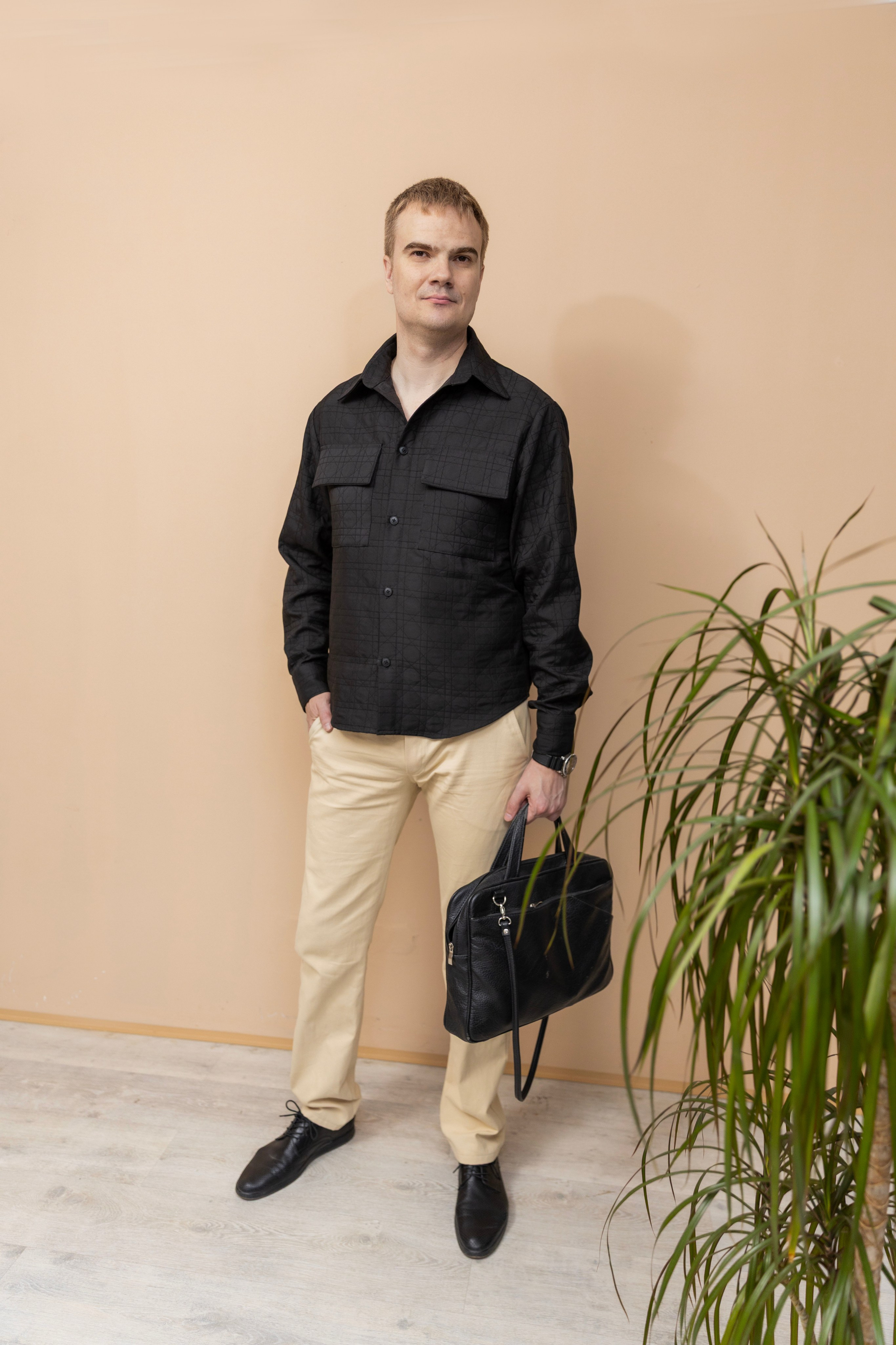 Гардероб для: Руководитель строительной компании. Модельер Евгений Бременев