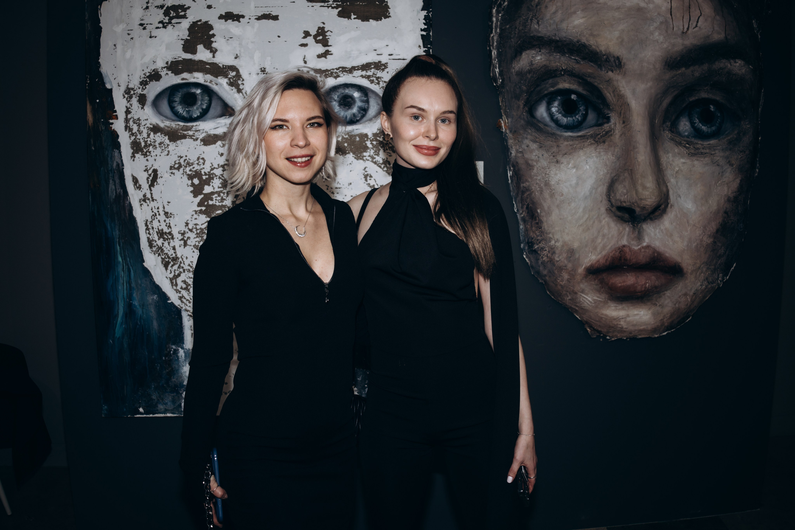 репортаж выставки художницы дарьи санатиной в москве