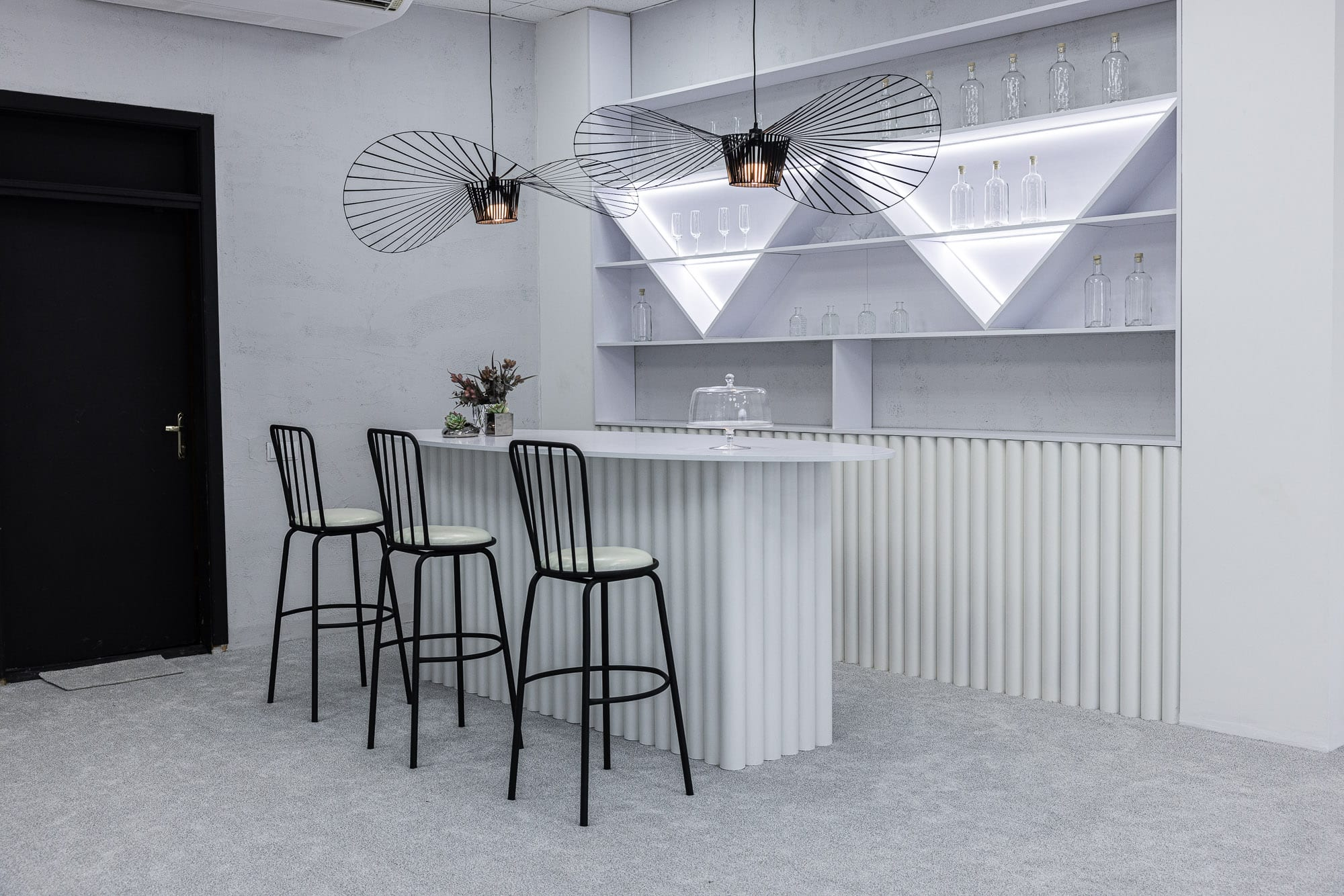 Photohub залы для съемки бизнес-контента. Фотограф в Минске Людмила Дутко