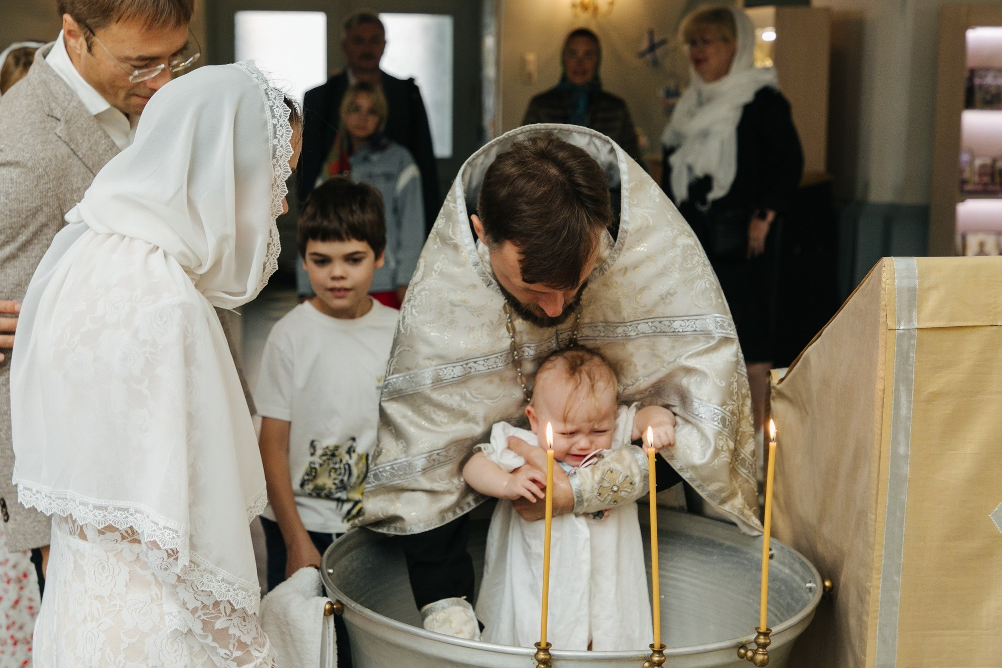 Крещение ребенка Церковь Трёх Святителей СПб, где крестить на ваське, стоимость крещения 2024, лучшие храмы церкви для крещения, стоимость крестин, как записаться на крещение