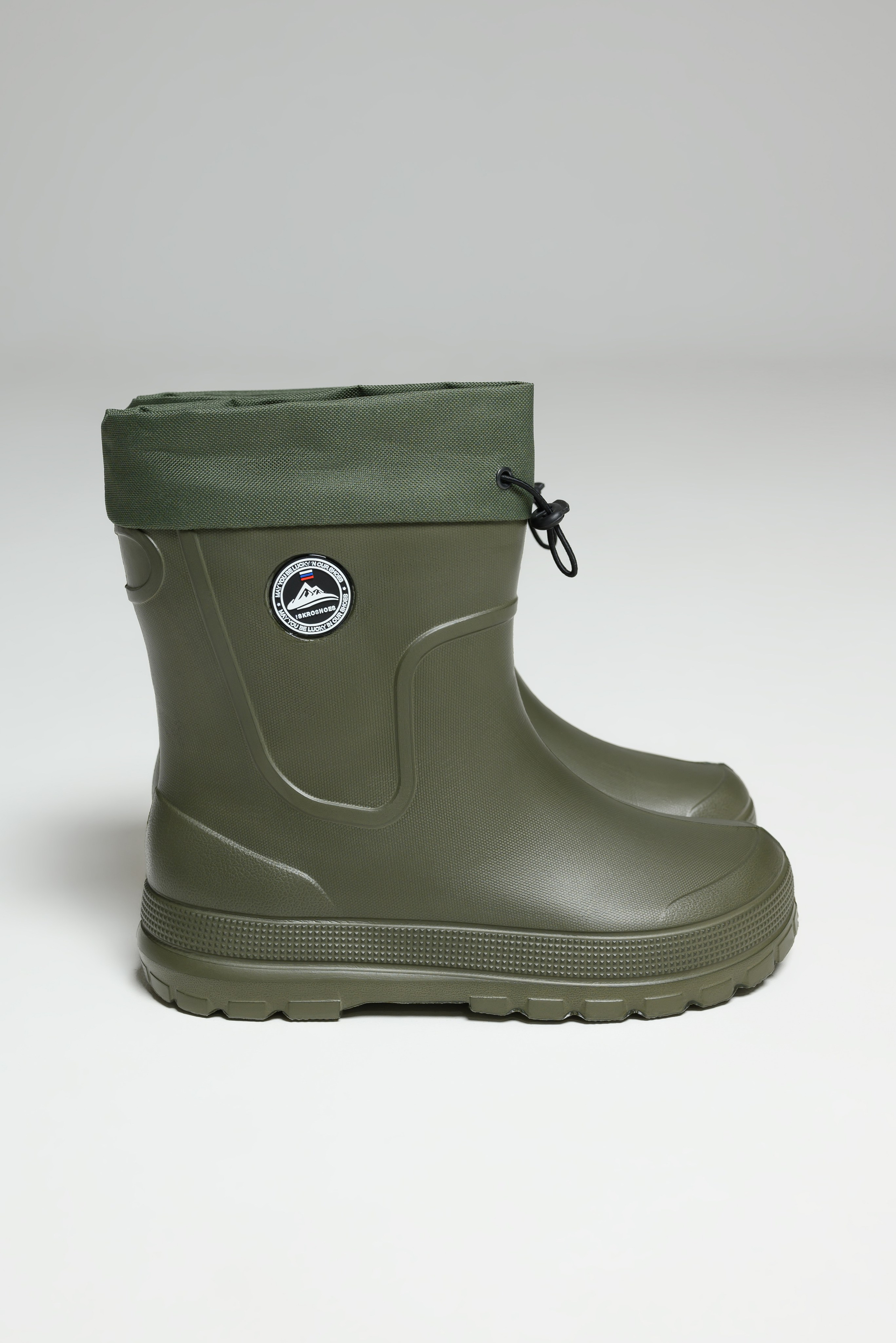 Резиновые сапоги. Предметный фотограф, фото для маркетплейсов Пятигорск, КМВ