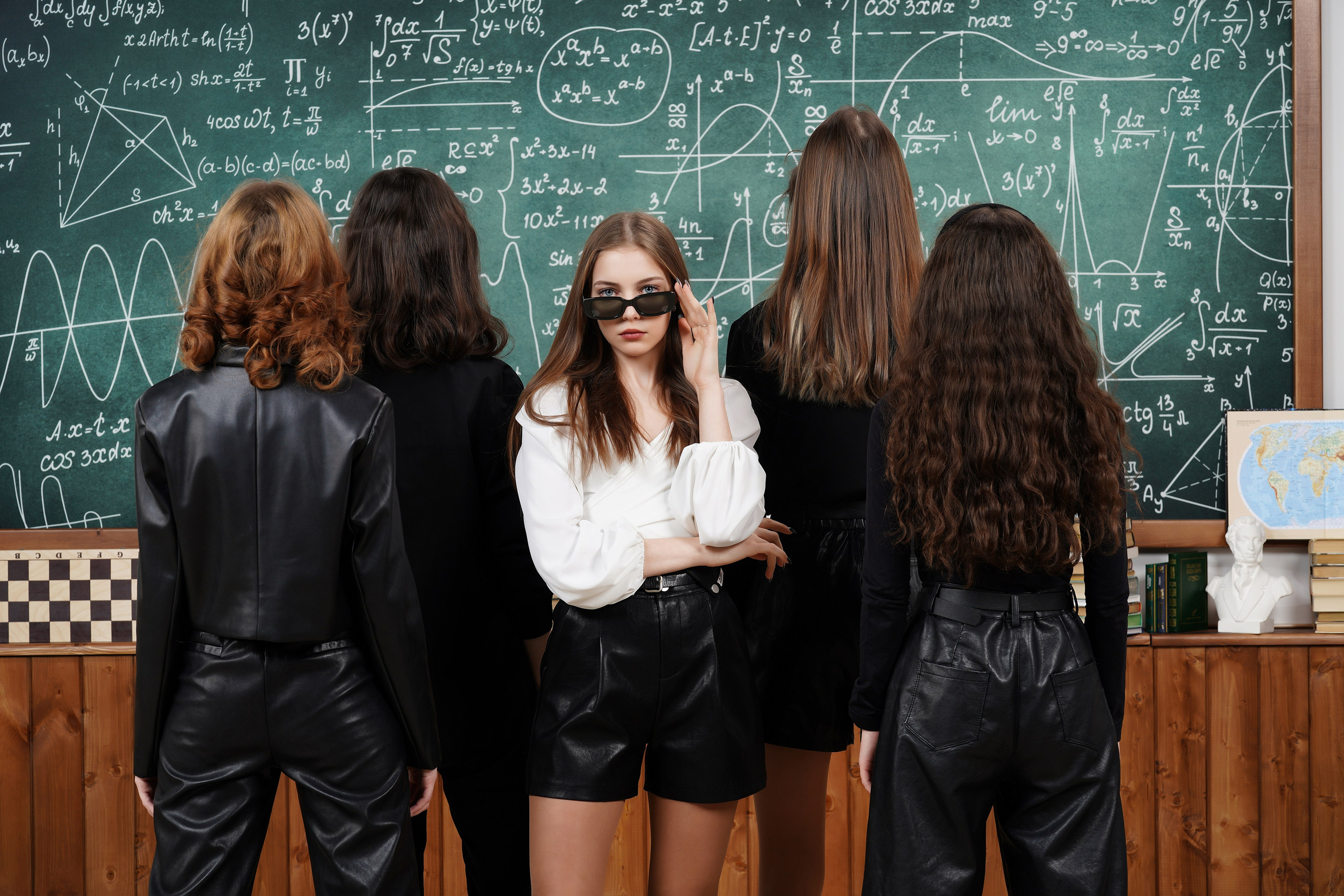 Школьная студия 9,11 класс. Фотограф Герман