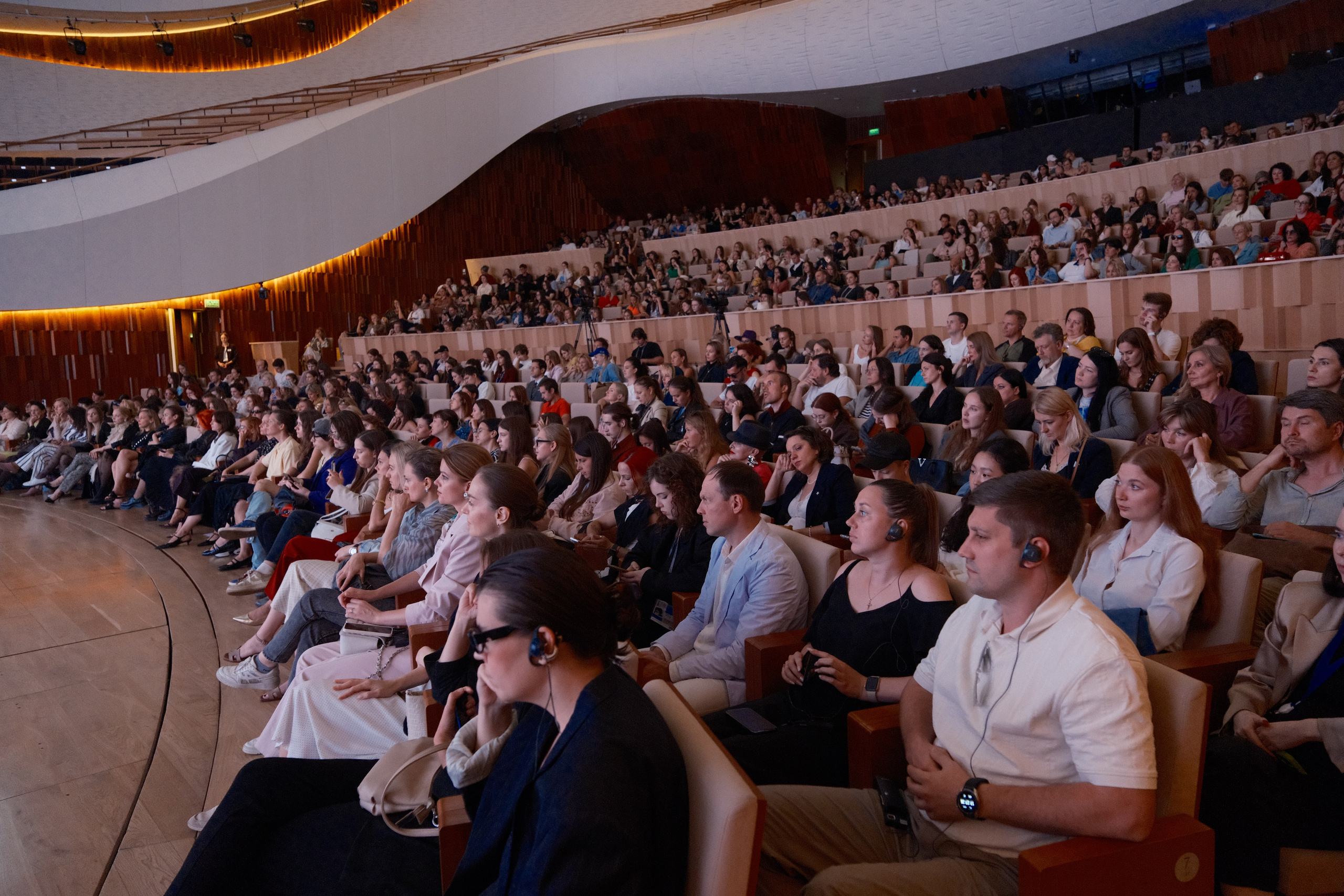 BRICS Summit x Moscow Fashion Week. Профессиональный фотограф в Москве Павел Жданов