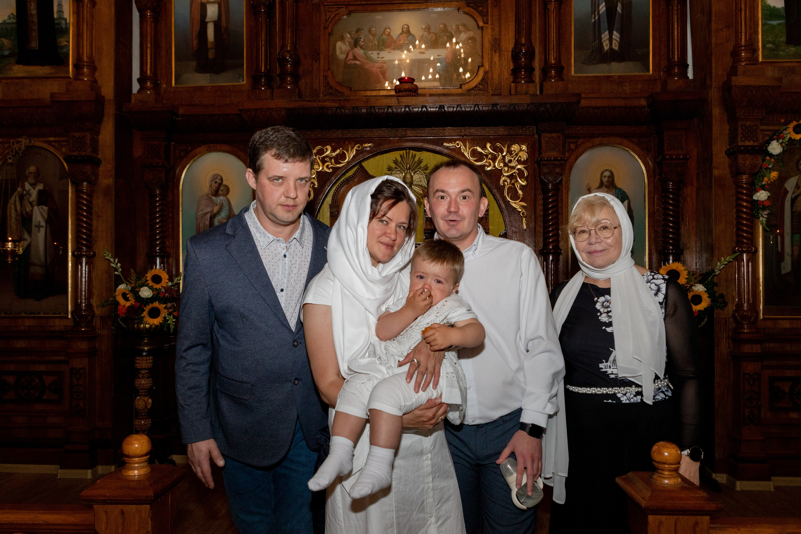 Крещение человека Романа. Портретный фотограф в Санкт-Петербурге Надежда Капранова