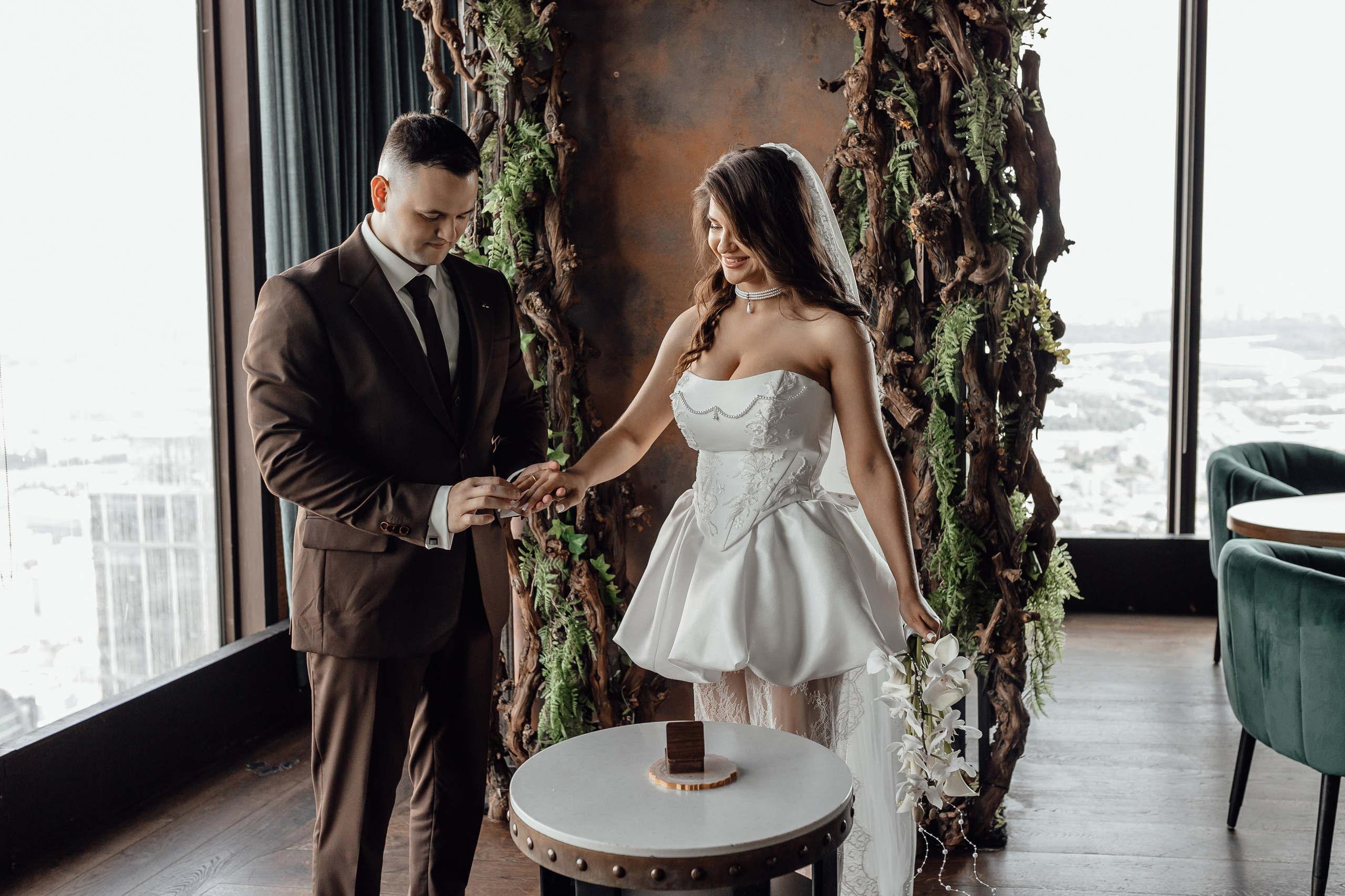 Регистрация брака в ресторане бердс Москва Сити