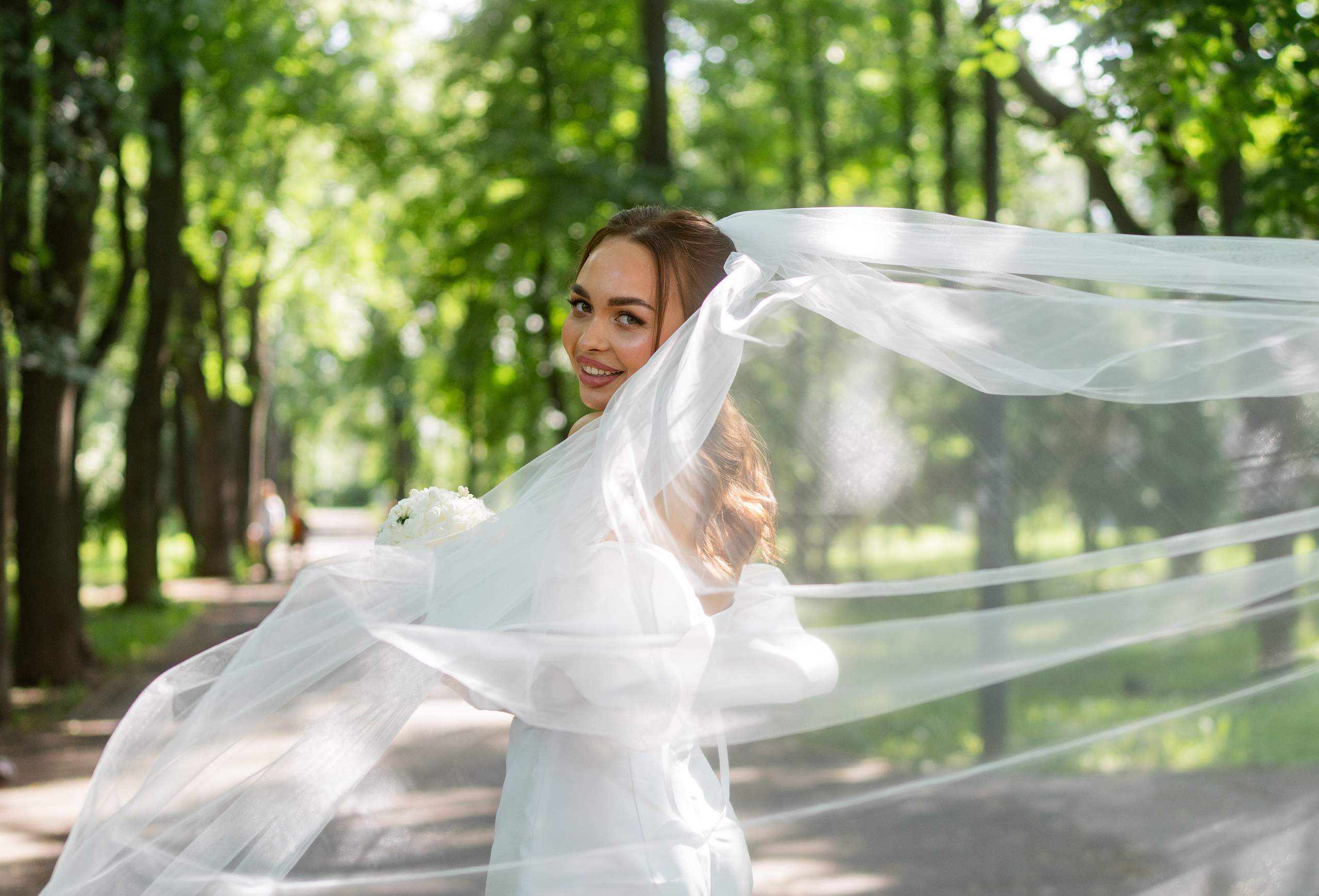 Предсвадебная прогулка Александр и Юлия. Свадебный и индивидуальный фотограф Аля Мамакова