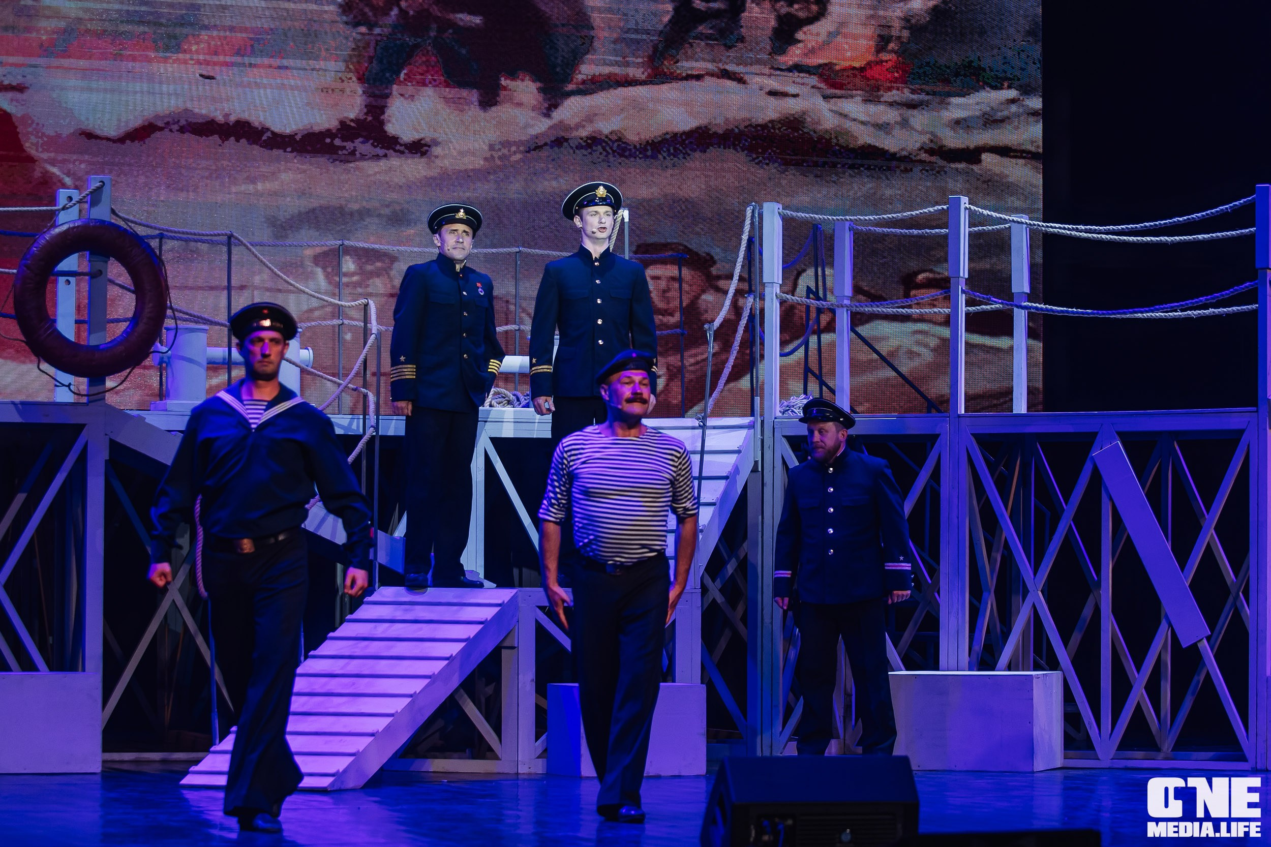 Фоторепортаж из Янтарь Холла. One Media Life: фоторепортажи, фотоотчеты с мероприятий и заведений