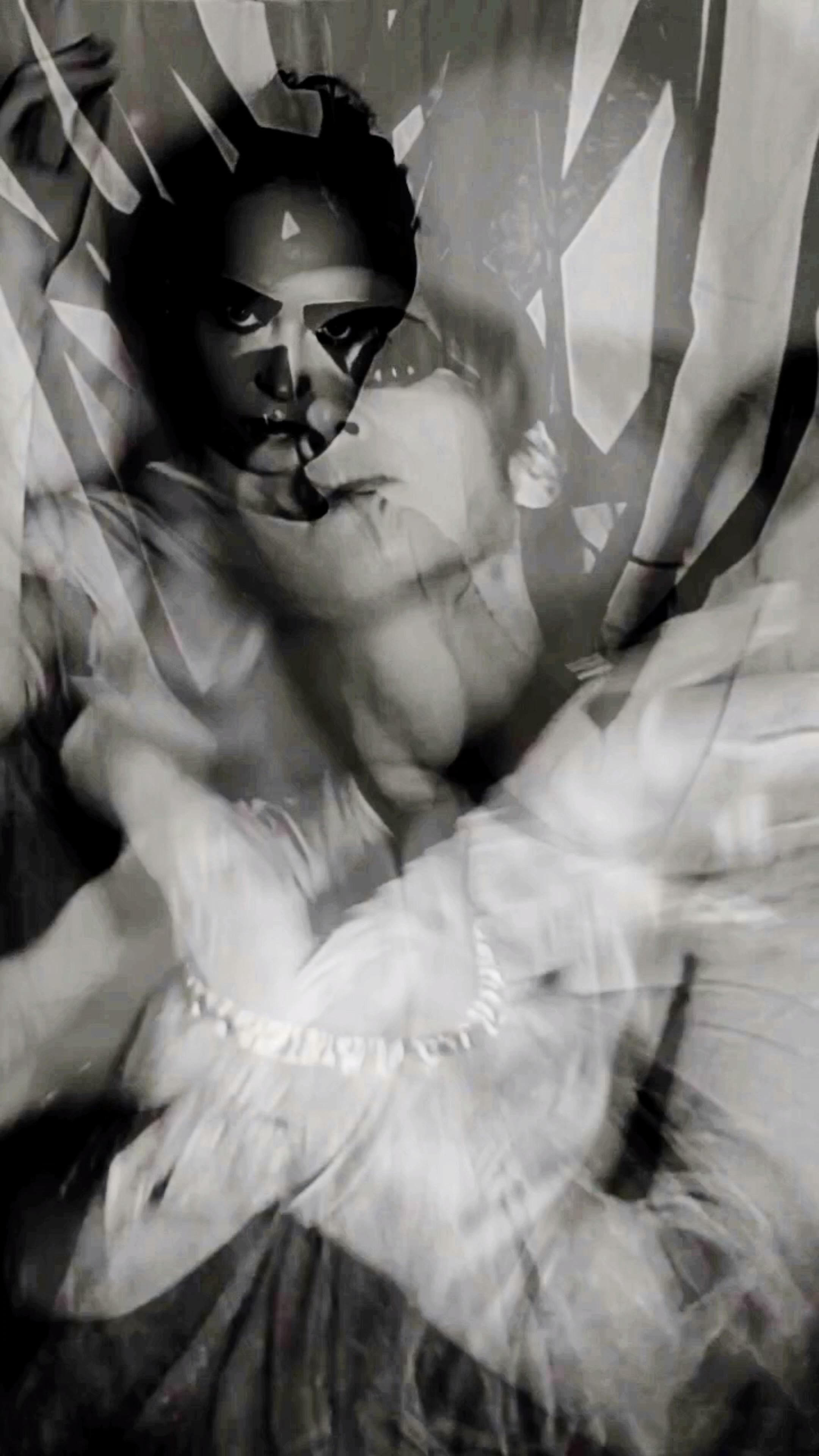 Soul X-ray. Yulia Yurchevskaya | Art Director & Visual Visionary