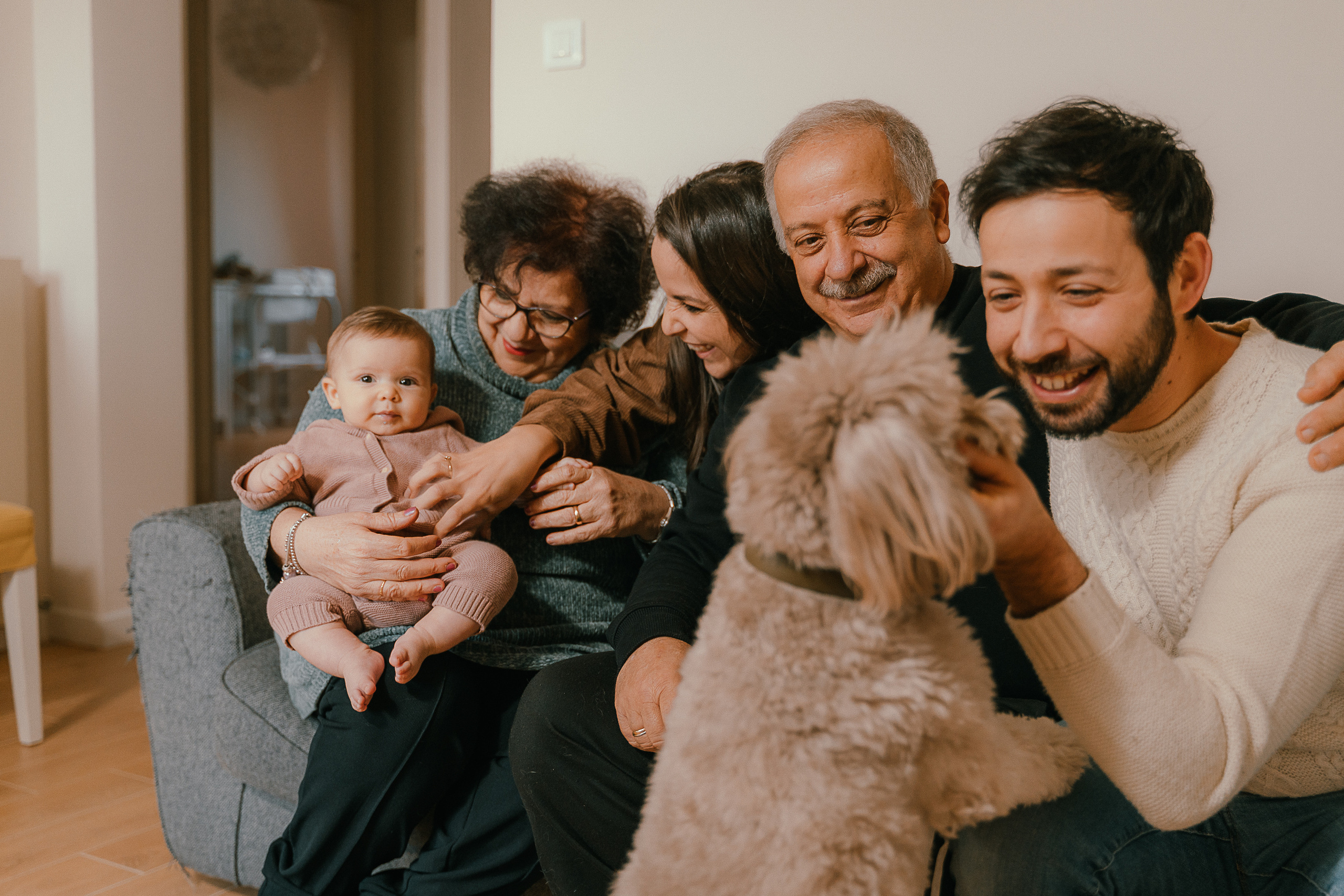 Piccola Adele. Family Lifestyle Photographer in Lucca, Italia