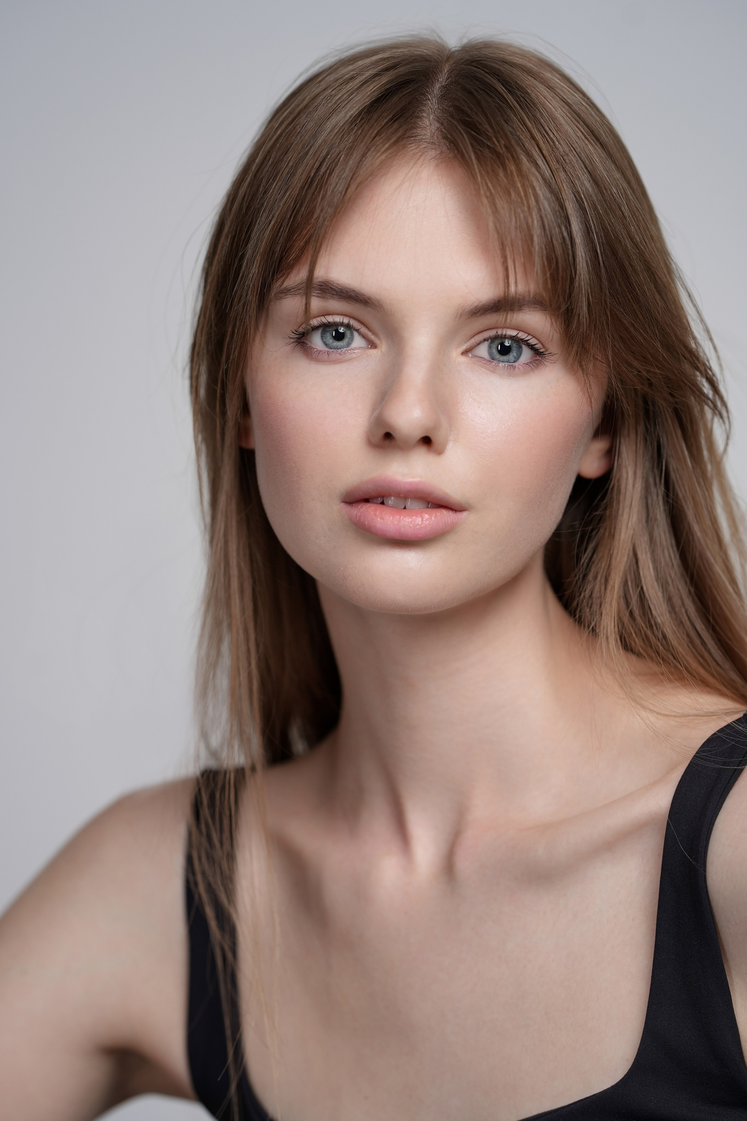 Модель Мая. Портретная съемка в Москве, студийный фотограф Игорь Фомин