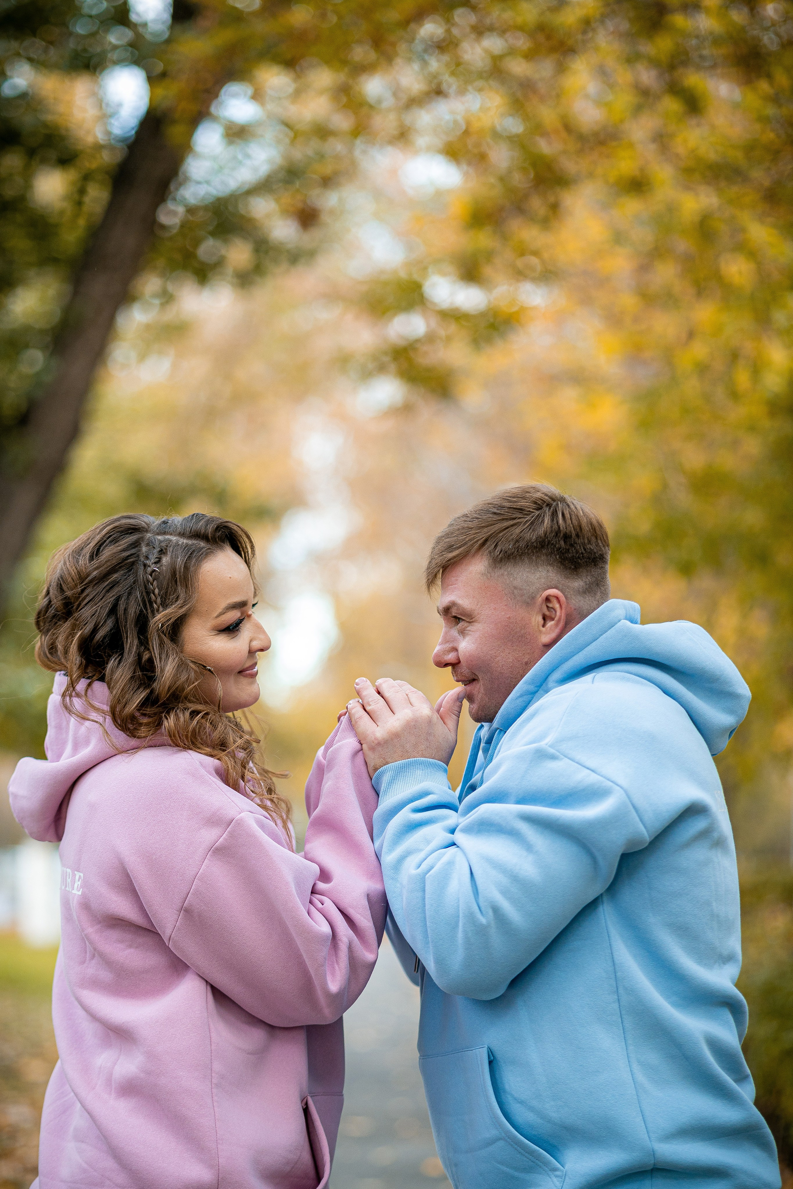 Студийный фотограф в Караганде Алексей Баранов. Фотограф Алексей Баранов. Фотостудия Flash. Семейные фотосессии в Караганде. Индивидуальные фотосессии, детские фотосессии, парные фотосессии в Караганде. Интерьерная фотосессия в Караганде. Семейный фотограф Алексей Баранов. Детский фотограф Алексей Баранов. Художественный фотограф Алексей Баранов. Свадебный фотограф Алексей Баранов. Черно-Белая съемка в Караганде. Самые лучшие семейный и детские фотосессии в Караганде. Прогулочные фотосессии. Street photo. уличная фотосессия в Караганде. Репортажная съемка в Караганде.