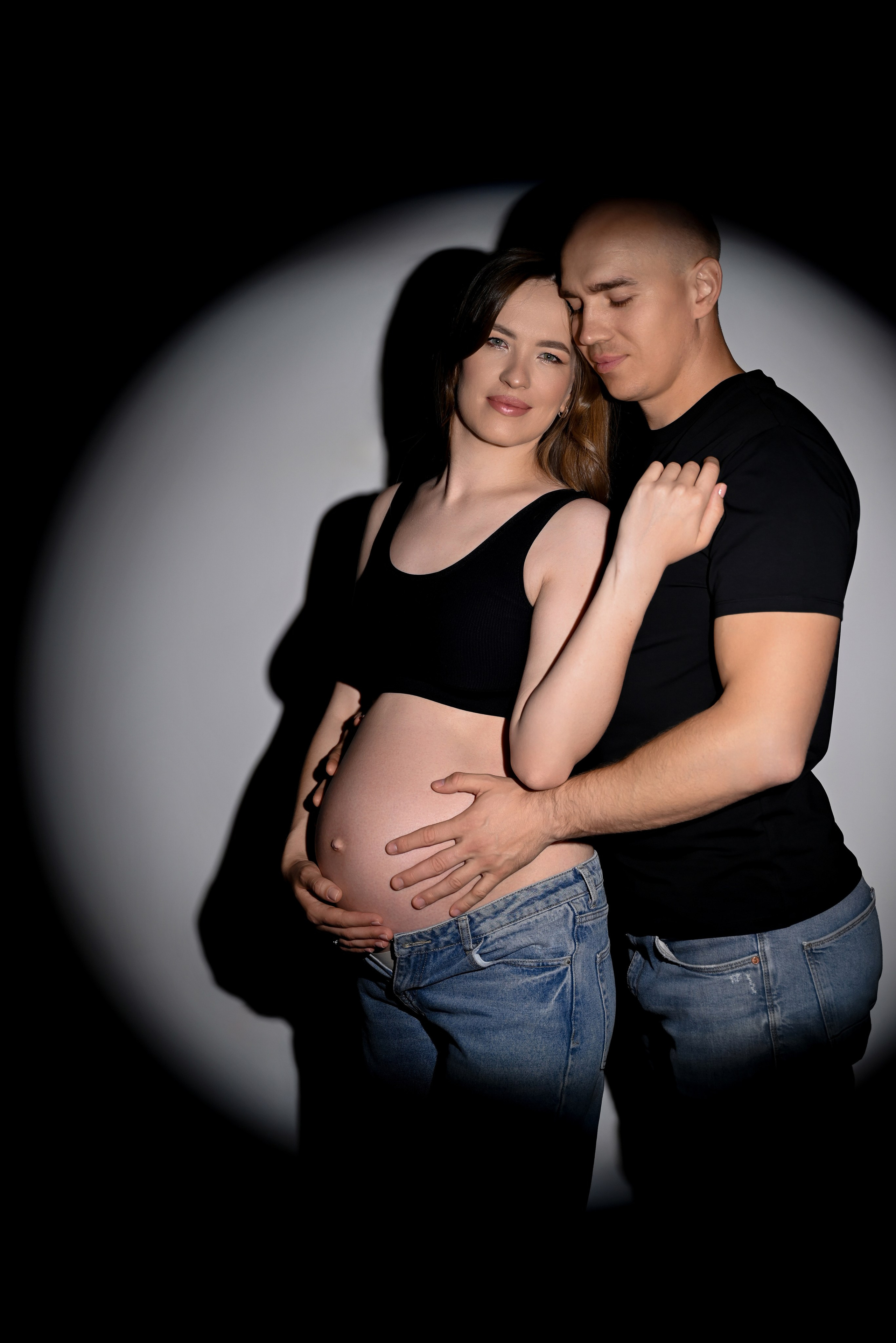 Беременность. Фотостудия Зефир. Фотосессии в студии под ключ. Москва. Семейные и детские фотосессии