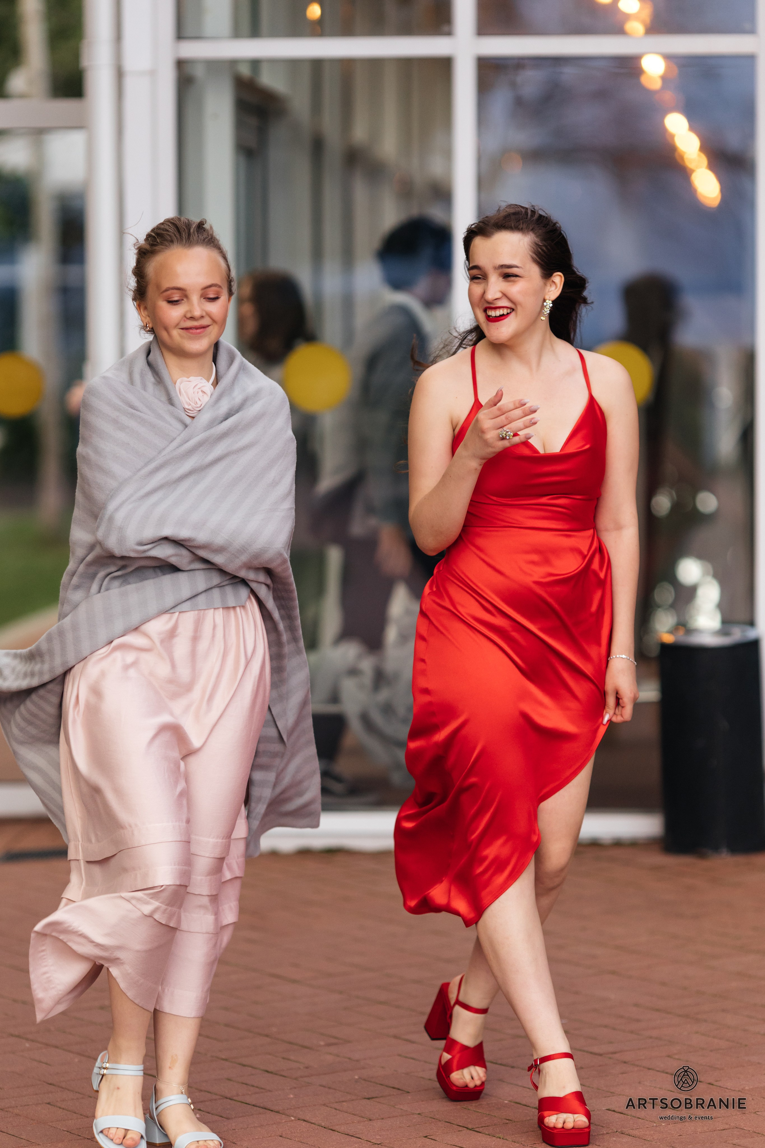 Фотограф на выпускной в Спб (Санкт-Петербург) заказать