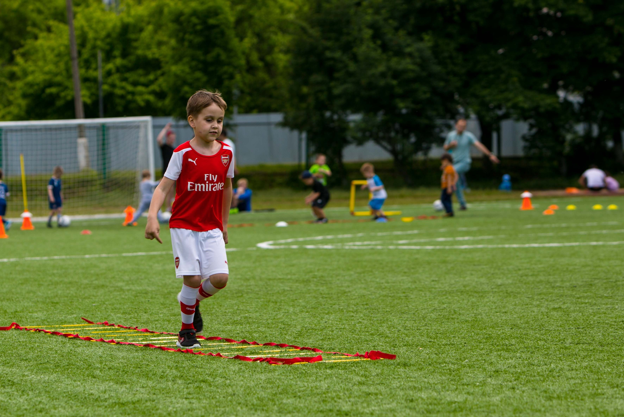 Футбольная школа «Юниор». Выпускные альбомы и школьный фотограф в Подольске, Троицке, Щербинке, Москве и Московской области