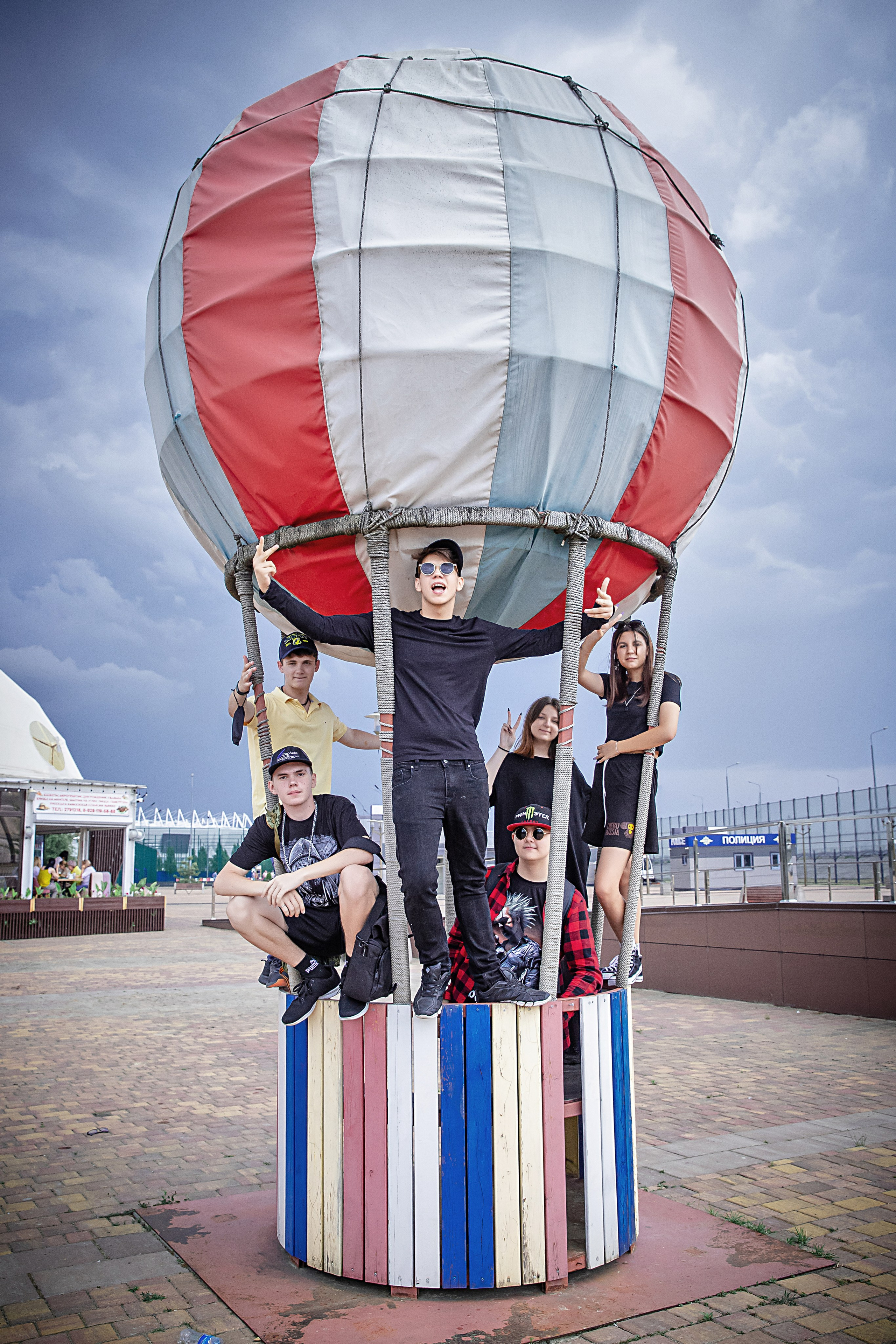 Фотосессия Школа 4 Класс 9А. Современные Выпускные Альбомы в Ростове-на-Дону