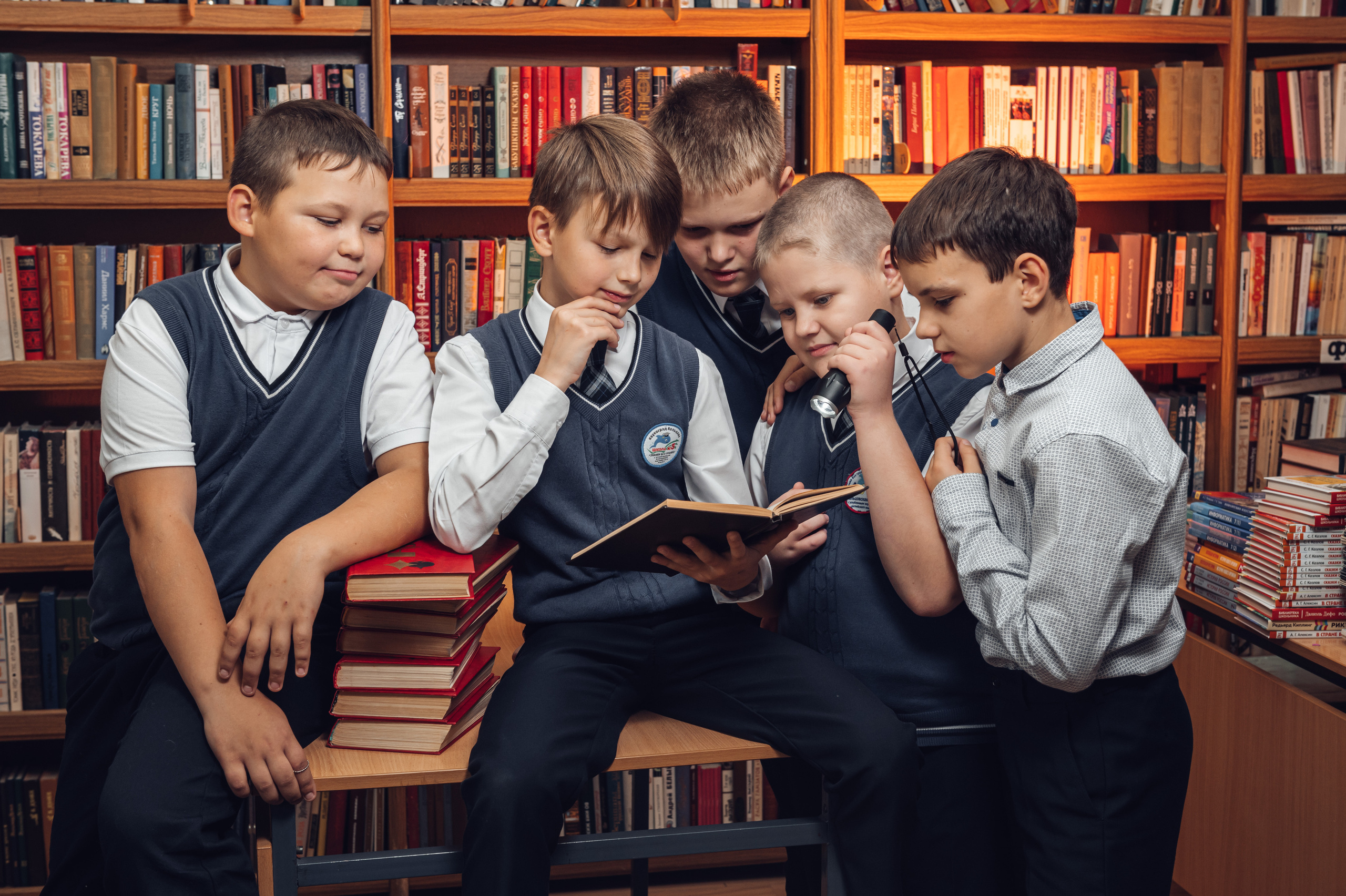 Начальные классы. Современные выпускные альбомы в Новосибирске