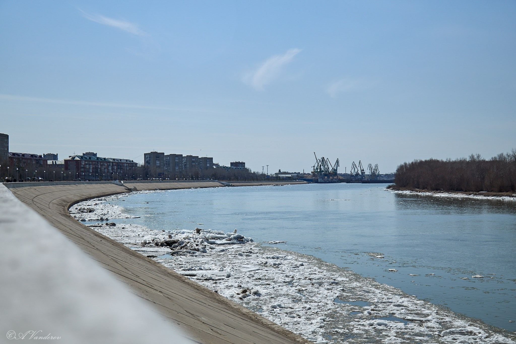 Весенняя прогулка по городу. Фотограф Омск | Александр Вандеров