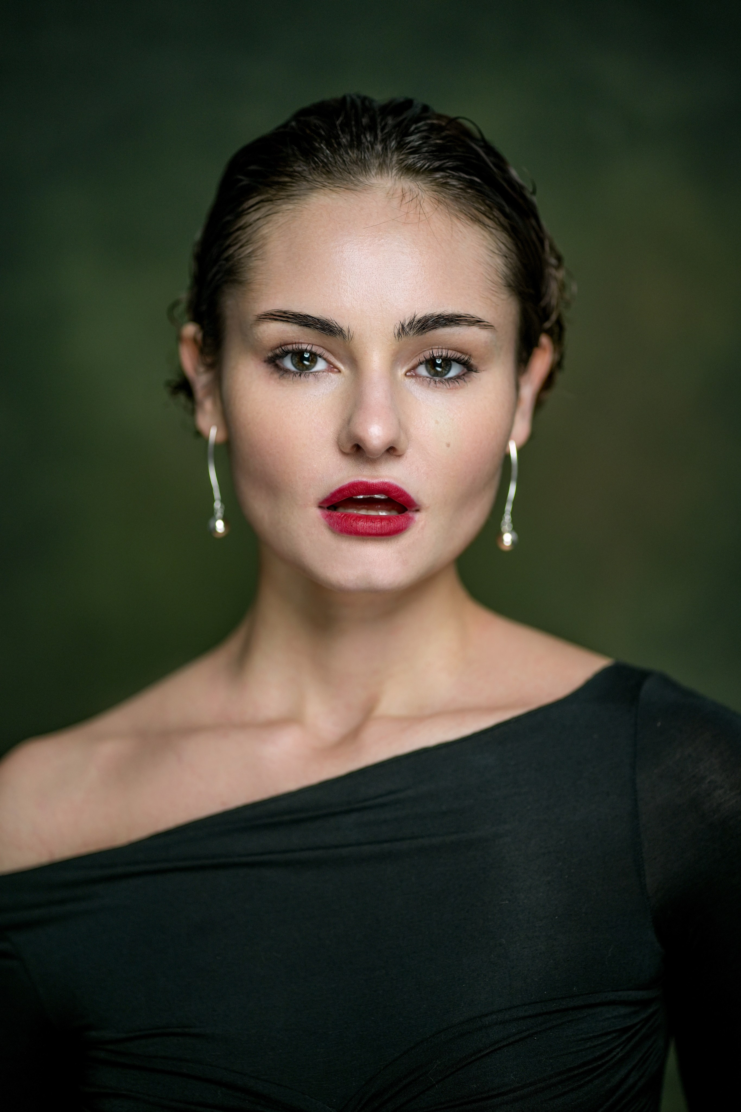 Съёмка типажного портфолио Наи. Портретная съемка в Москве, студийный фотограф Игорь Фомин