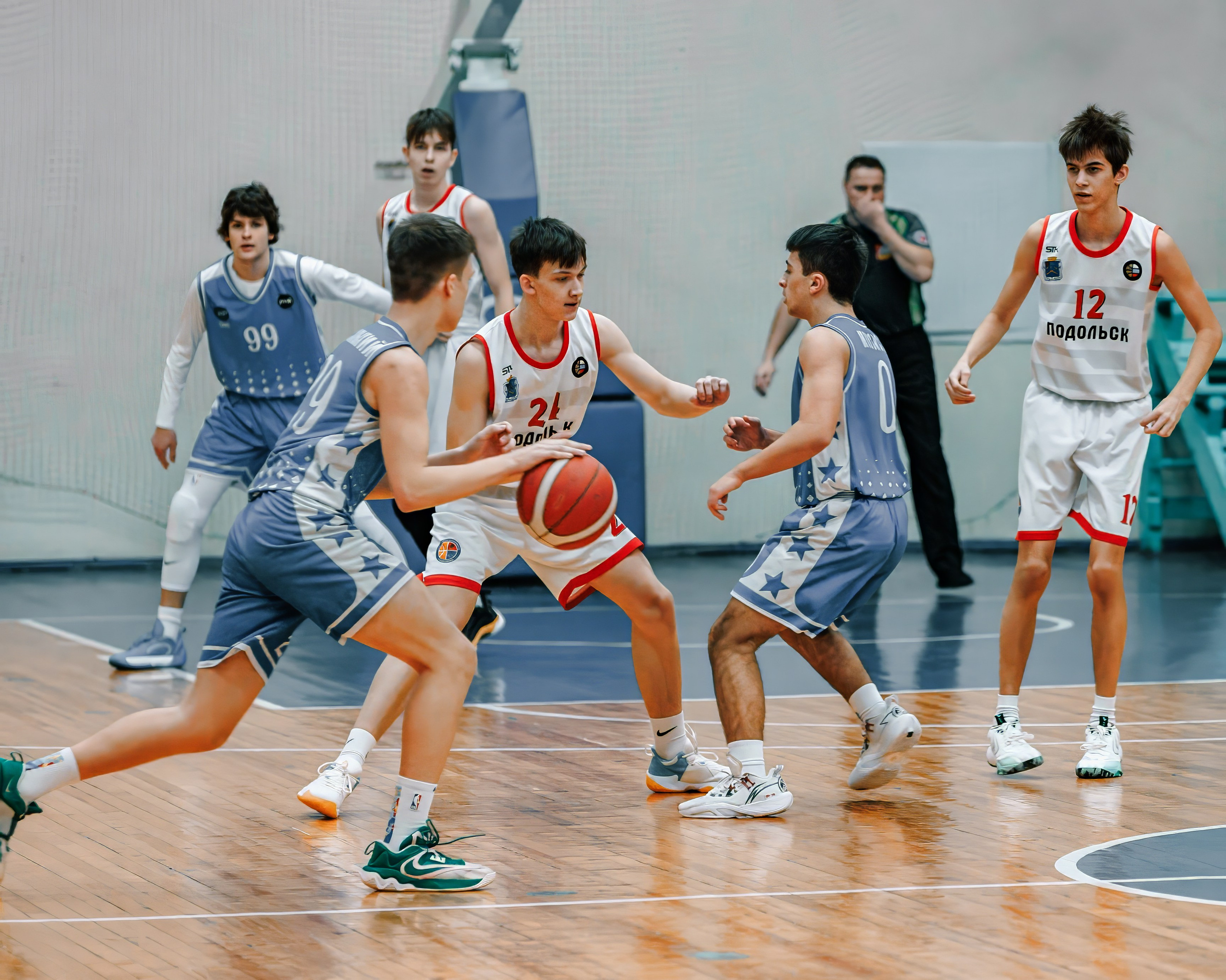 СШОР «Космос». Выпускные альбомы и школьный фотограф в Подольске, Троицке, Щербинке, Москве и Московской области