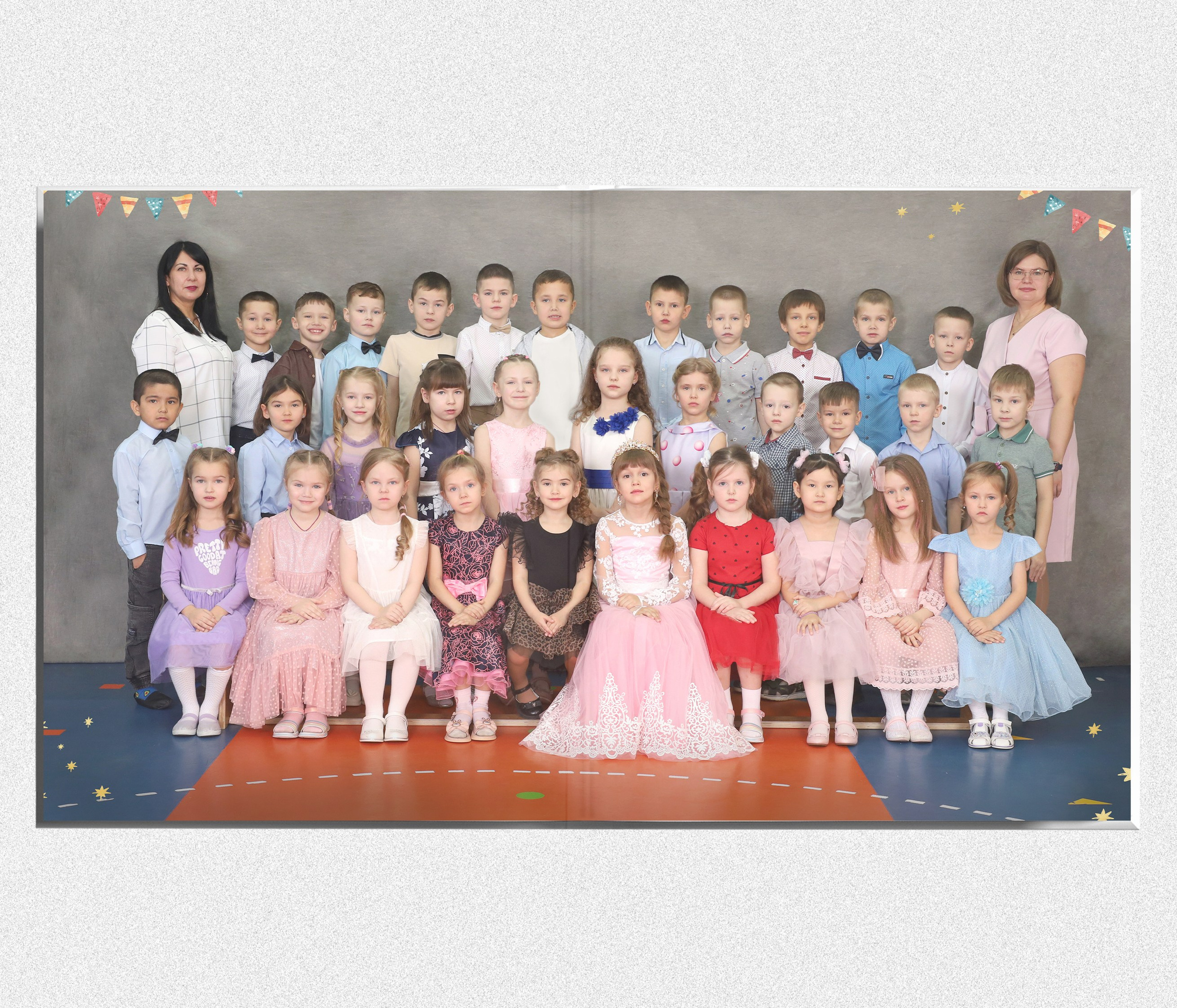 Фотокнига "Майн" для выпускника детского сада. Выпускные альбомы в Тюмени для школ, садов, вузов спортивных секций