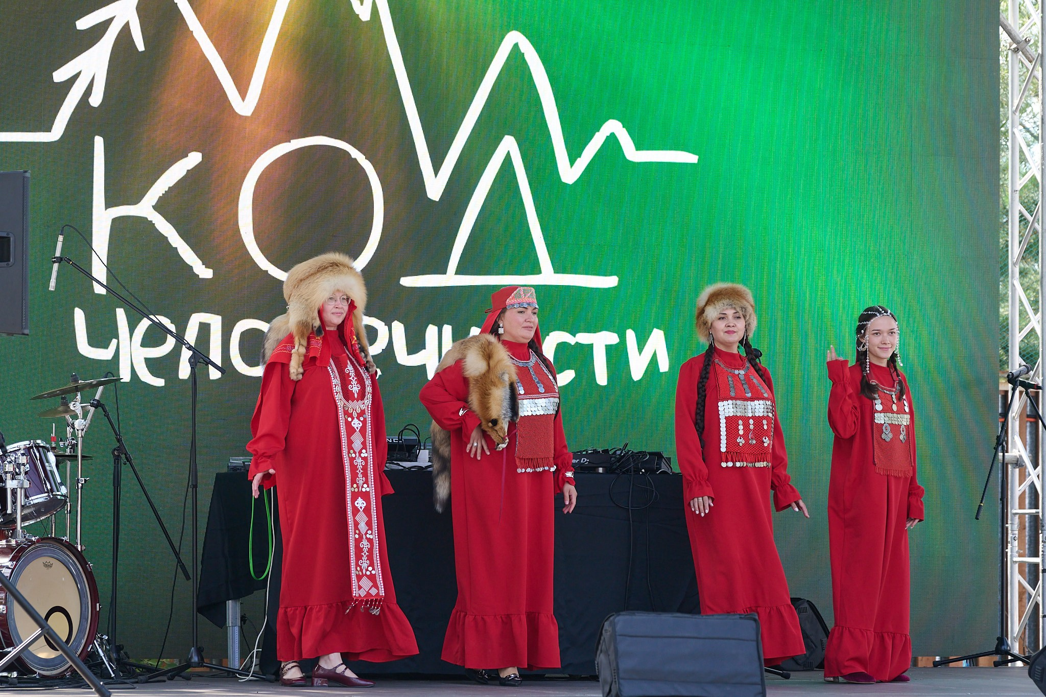 Код человечности. Студия по производству фото и видеоконтента «АППЕРТУРА»
