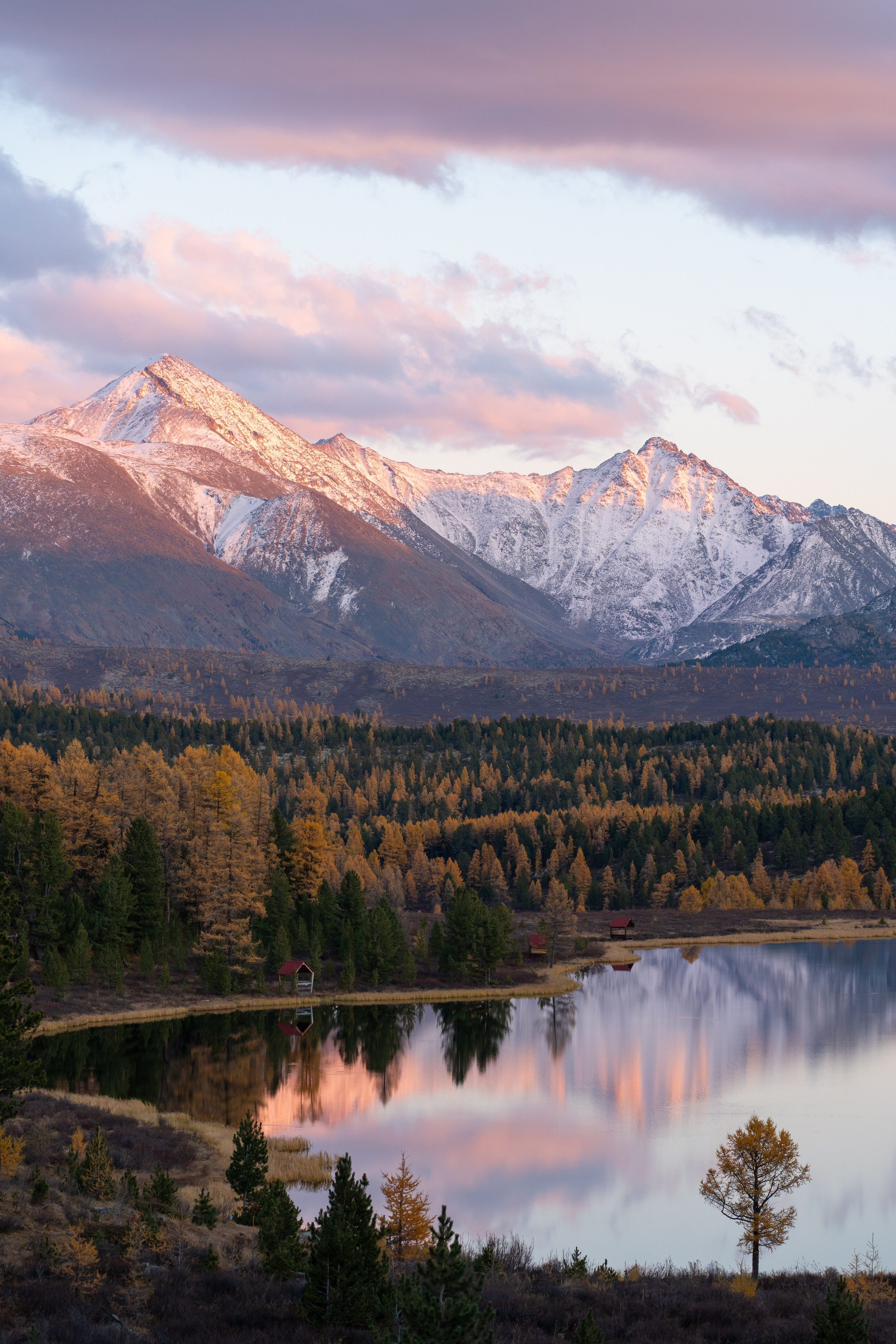 Галерея работ в жанре пейзажа, городского пейзажа и архитектуры. Покупка лицензий для коммерческого использования. Интерьерный фотограф в Санкт-Петербурге Михаил Азаров. Печать и продажа фотографий