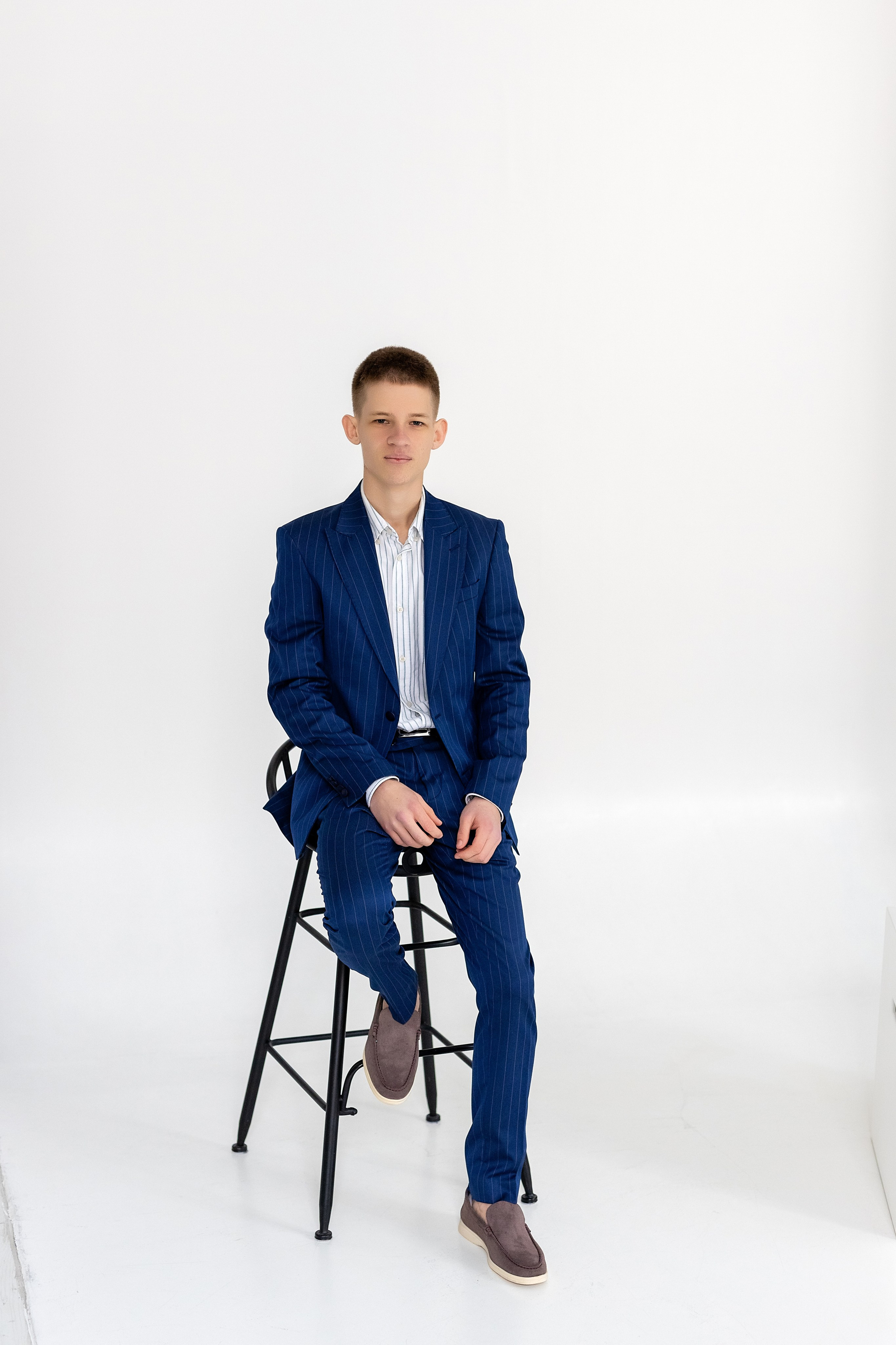 Выпускной альбом Владивосток 11 класс. Стильный выпускной альбом Владивосток фотограф Вероника Мигачева