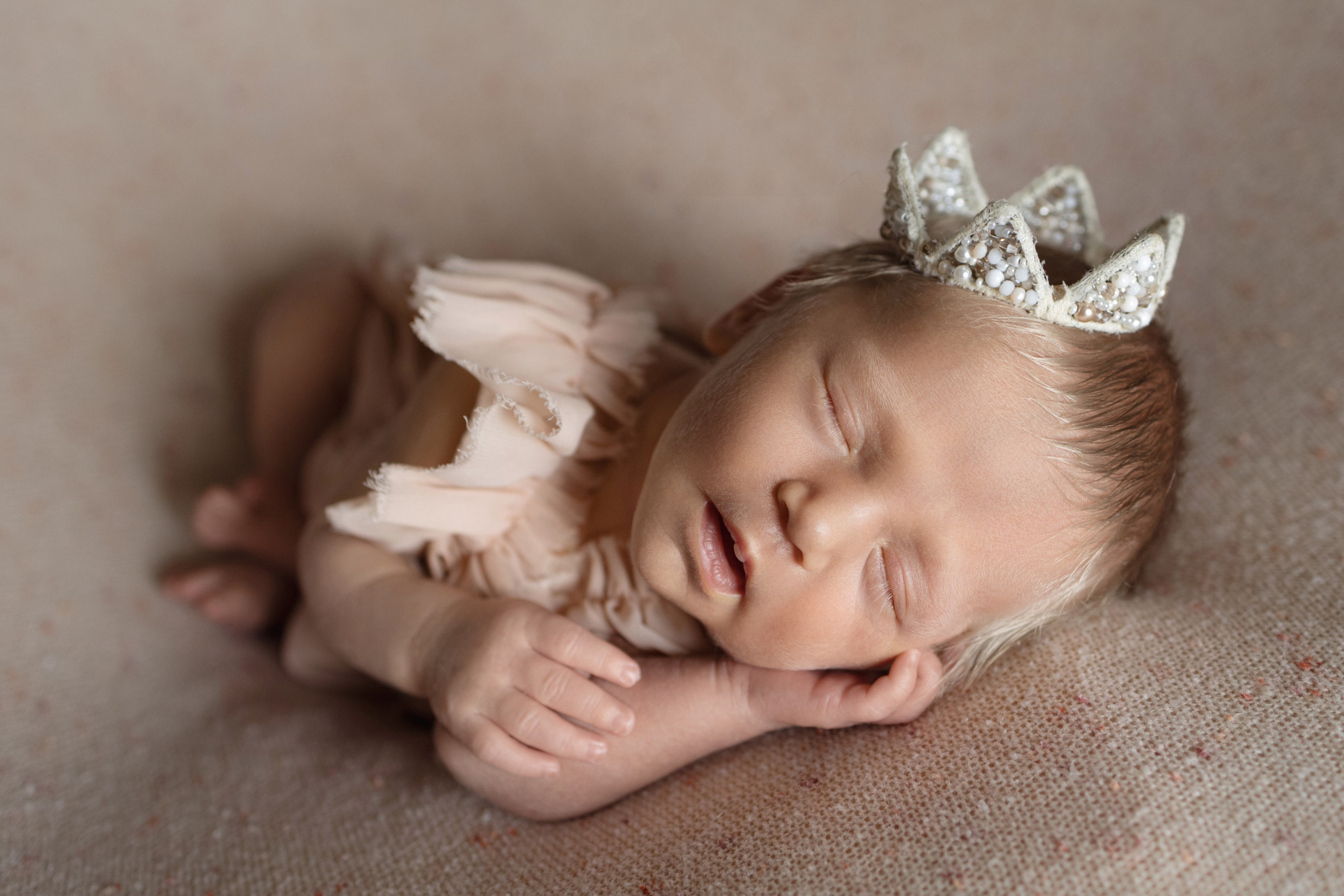 Фотосессия newborn красноярск