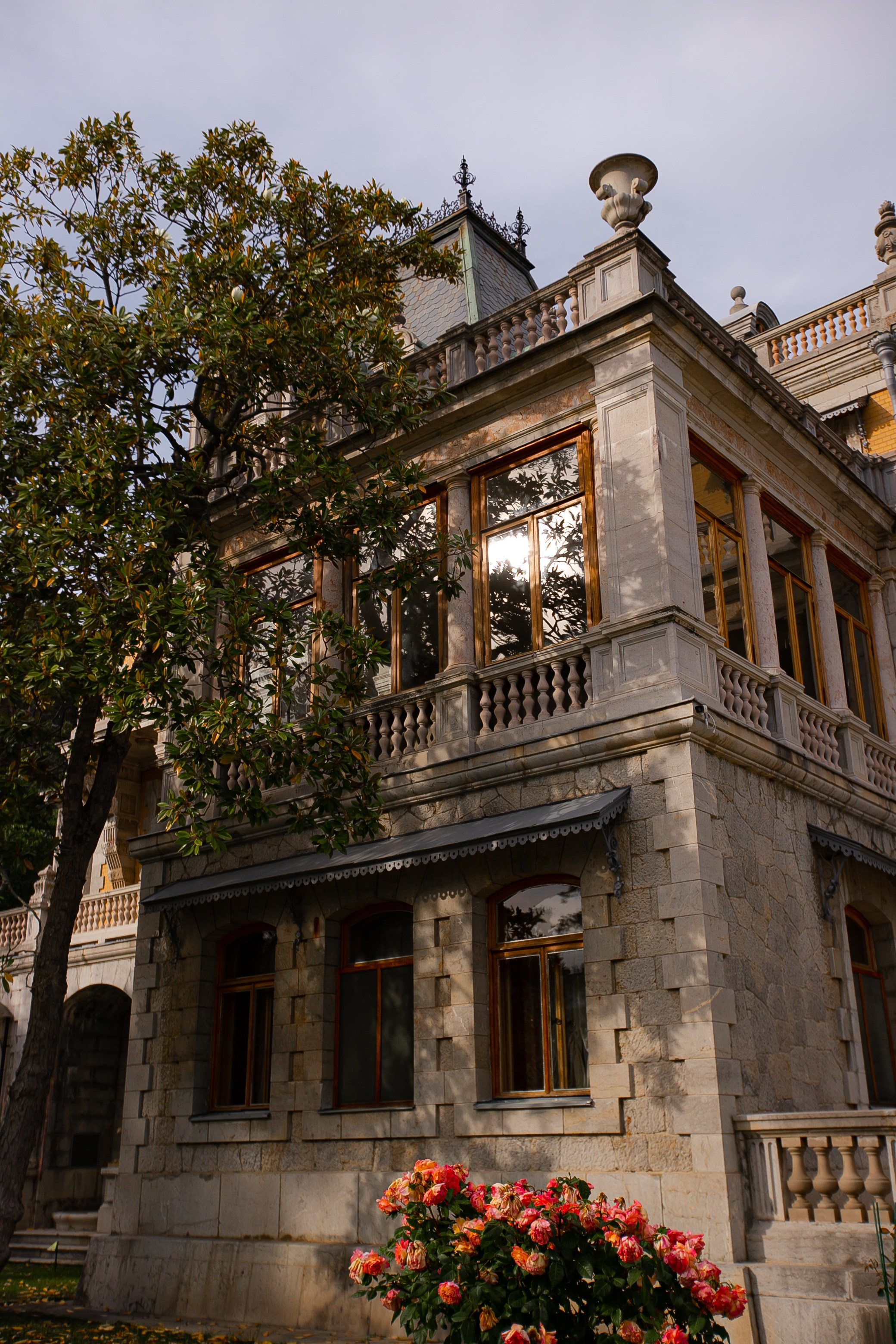 Фотосессия в Массандровском дворце 2024 г. Свадебный фотограф в Севастополе и Крыму| Tanya Sher