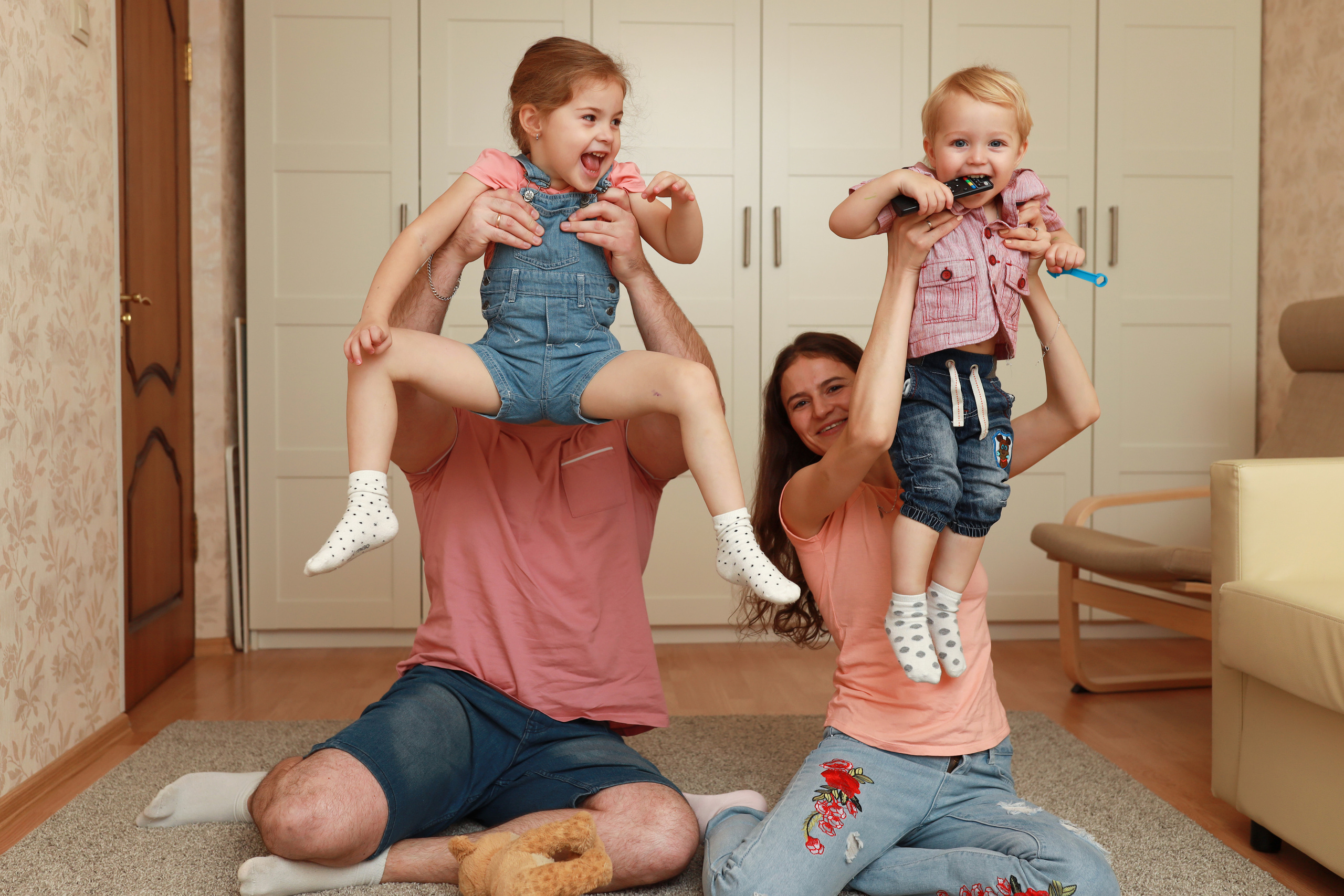 Домашняя съемка для семьи Елены и Евгения. Бочарова Мария — школьный фотограф Апрелевка, Новая Москва, Московская область