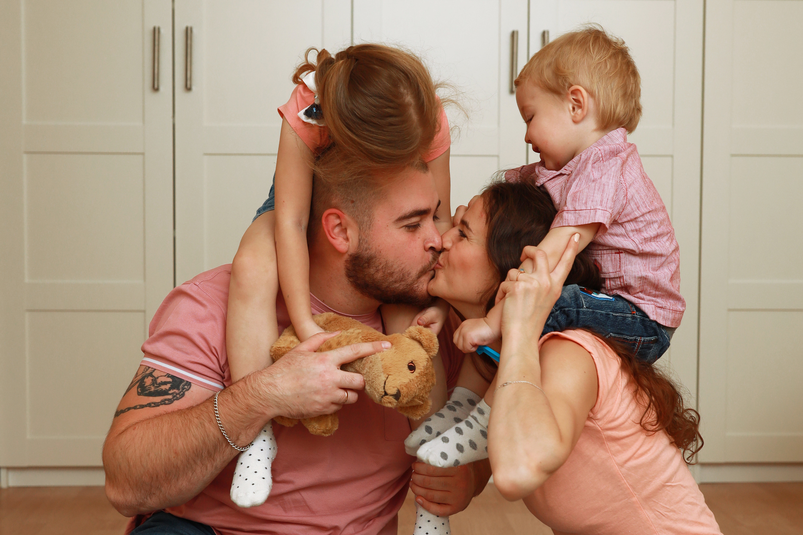 Домашняя съемка для семьи Елены и Евгения. Бочарова Мария — школьный фотограф Апрелевка, Новая Москва, Московская область