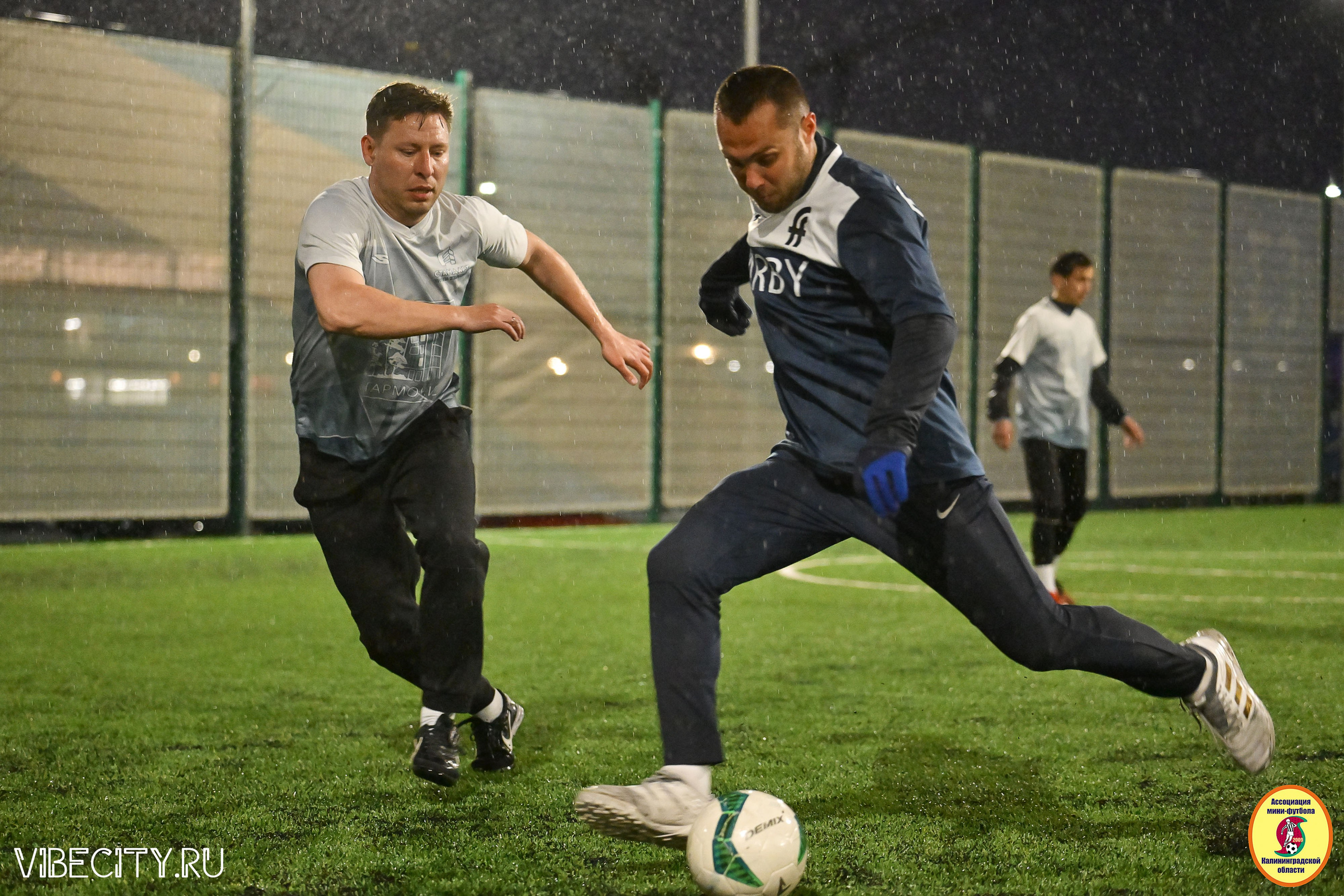 ИГРЫ МИНИ-ФУТБОЛЬНОЙ ЛИГИ. VIBECITY.RU Вайб Сити Ру Фоторепортажи Фотоотчеты Калининград