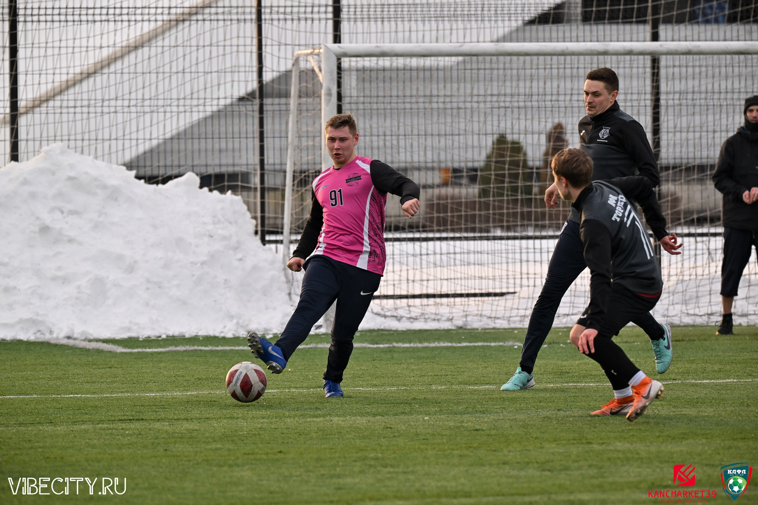 Калининградская Любительская Футбольная Лига, Премьер лига 14 тур, Торпедо-Авось рати. VIBECITY.RU Вайб Сити Ру Фоторепортажи Фотоотчеты Калининград
