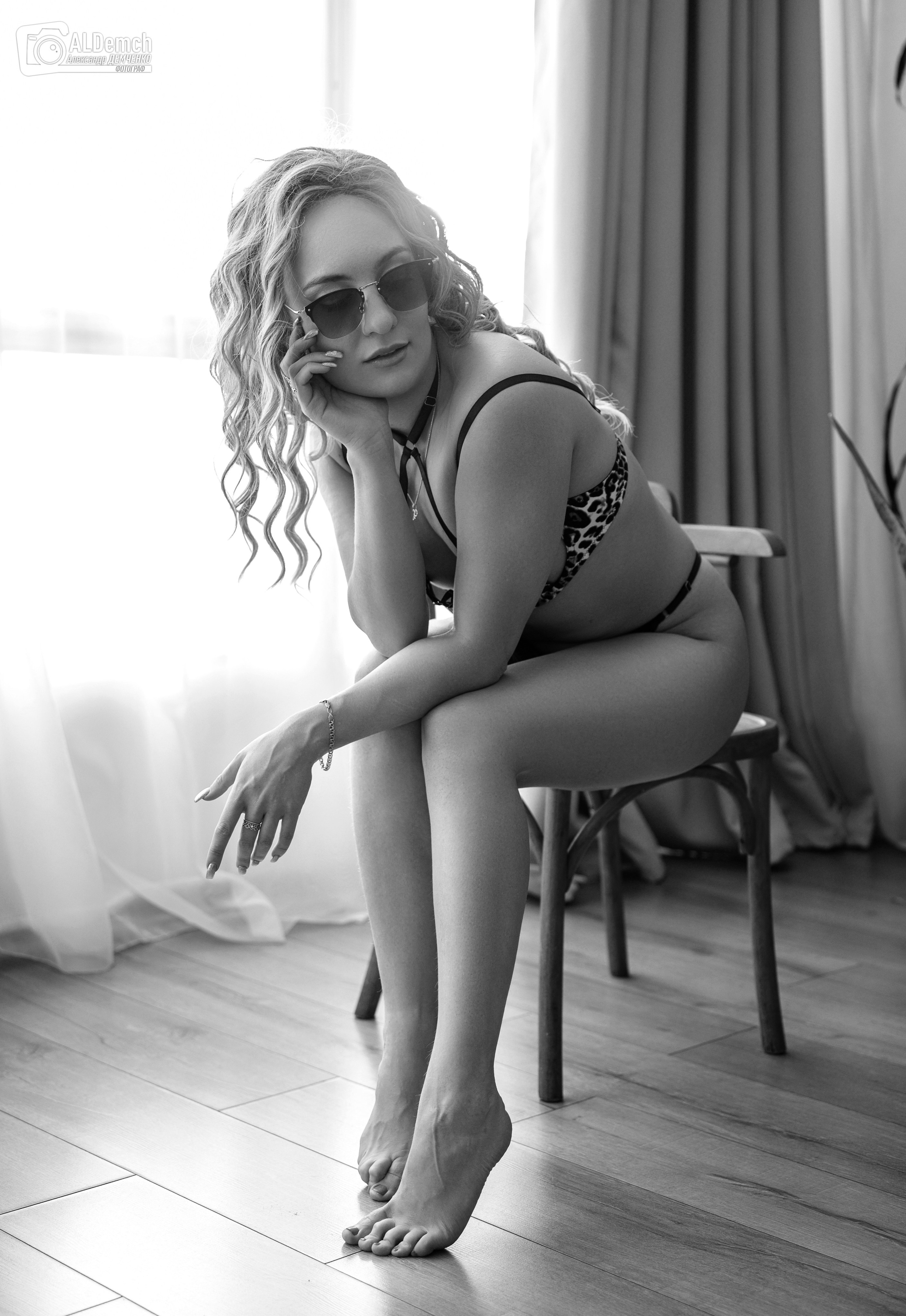 Черно-белая фотосессия в студии в Москве и Дмитрове