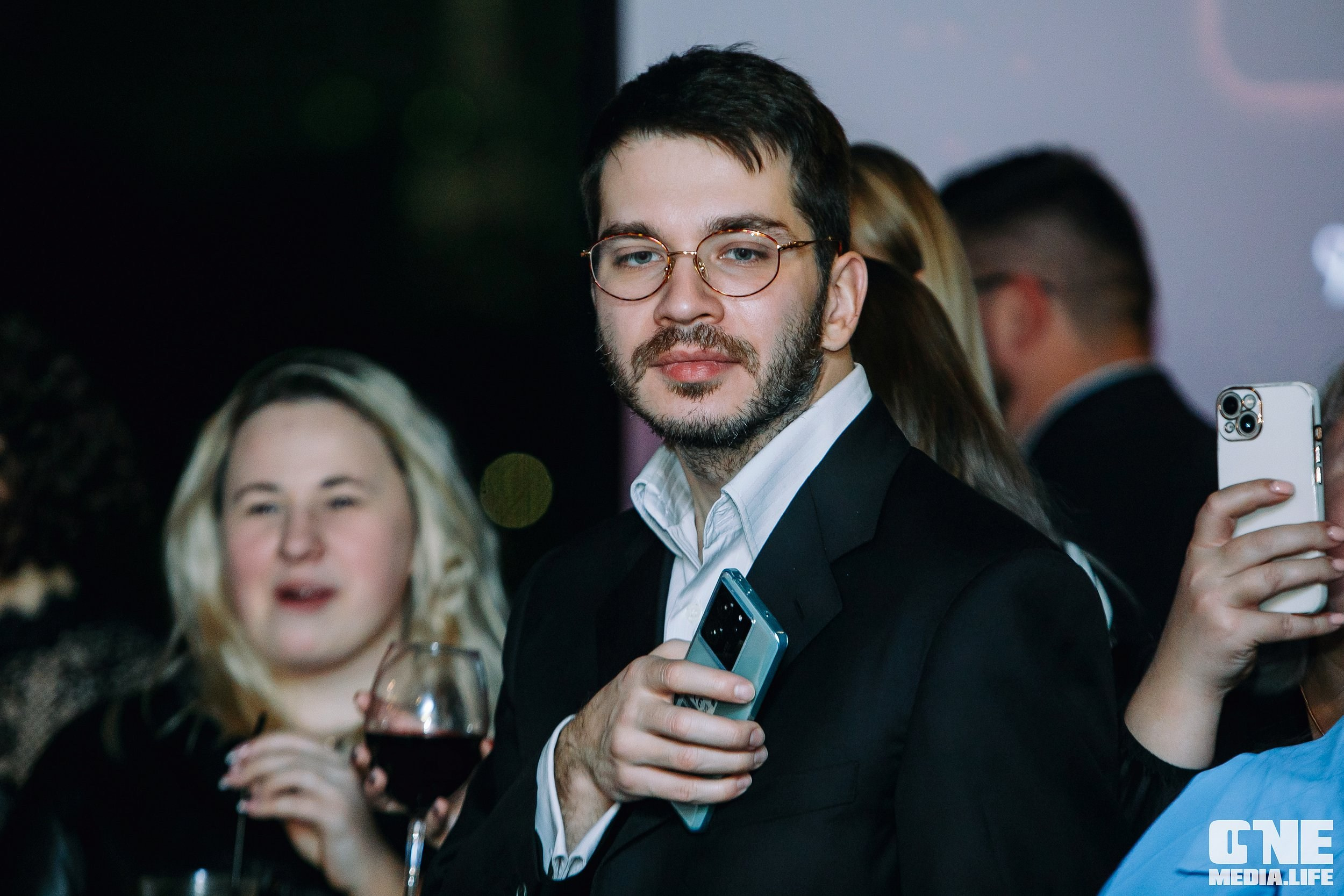 Новогодний Огонёк от Верю в Чудо. One Media Life: фоторепортажи, фотоотчеты с мероприятий и заведений